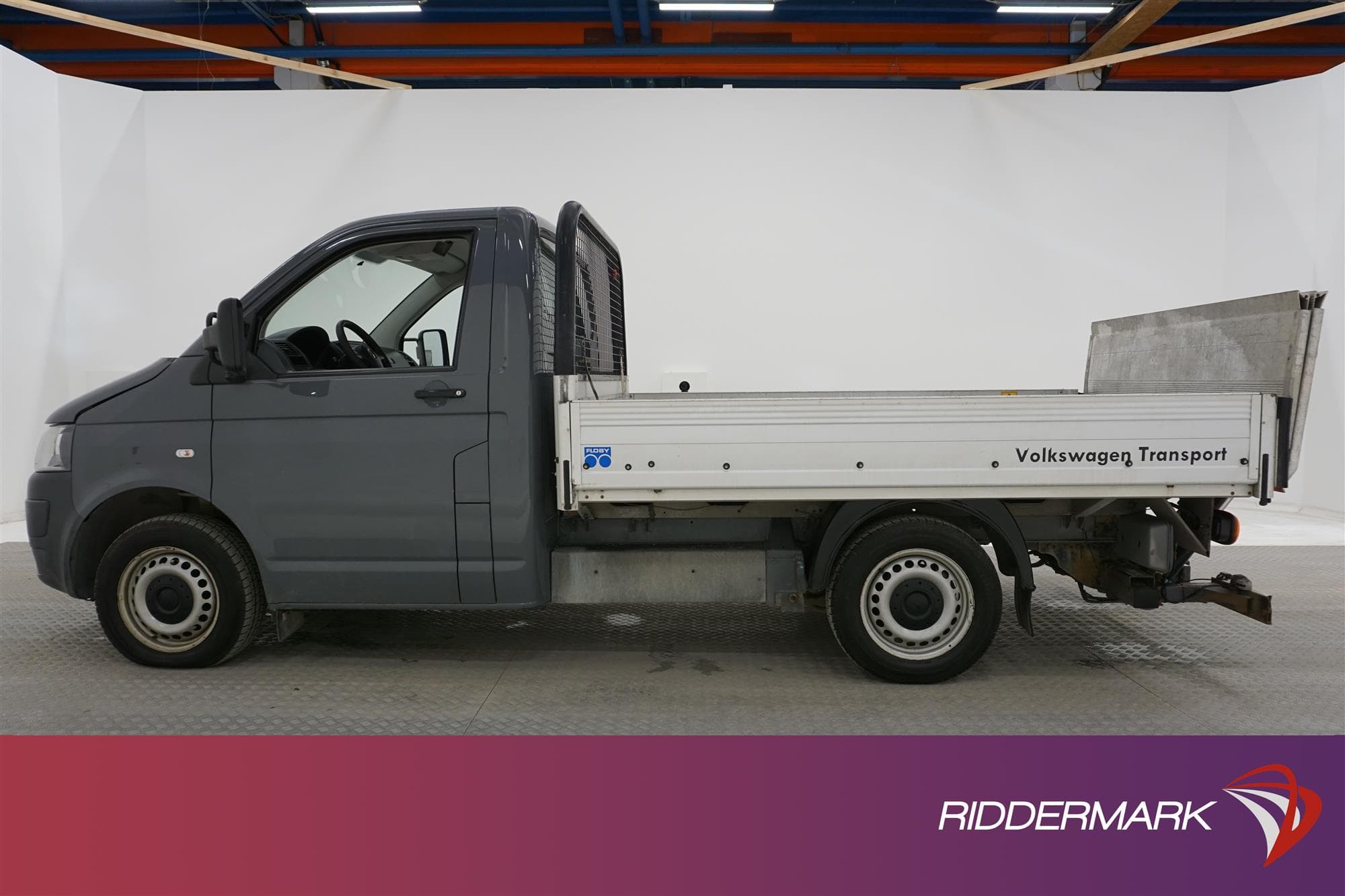 Volkswagen Transporter 2.0TDI Automat Flakbil Bakgavel Moms 