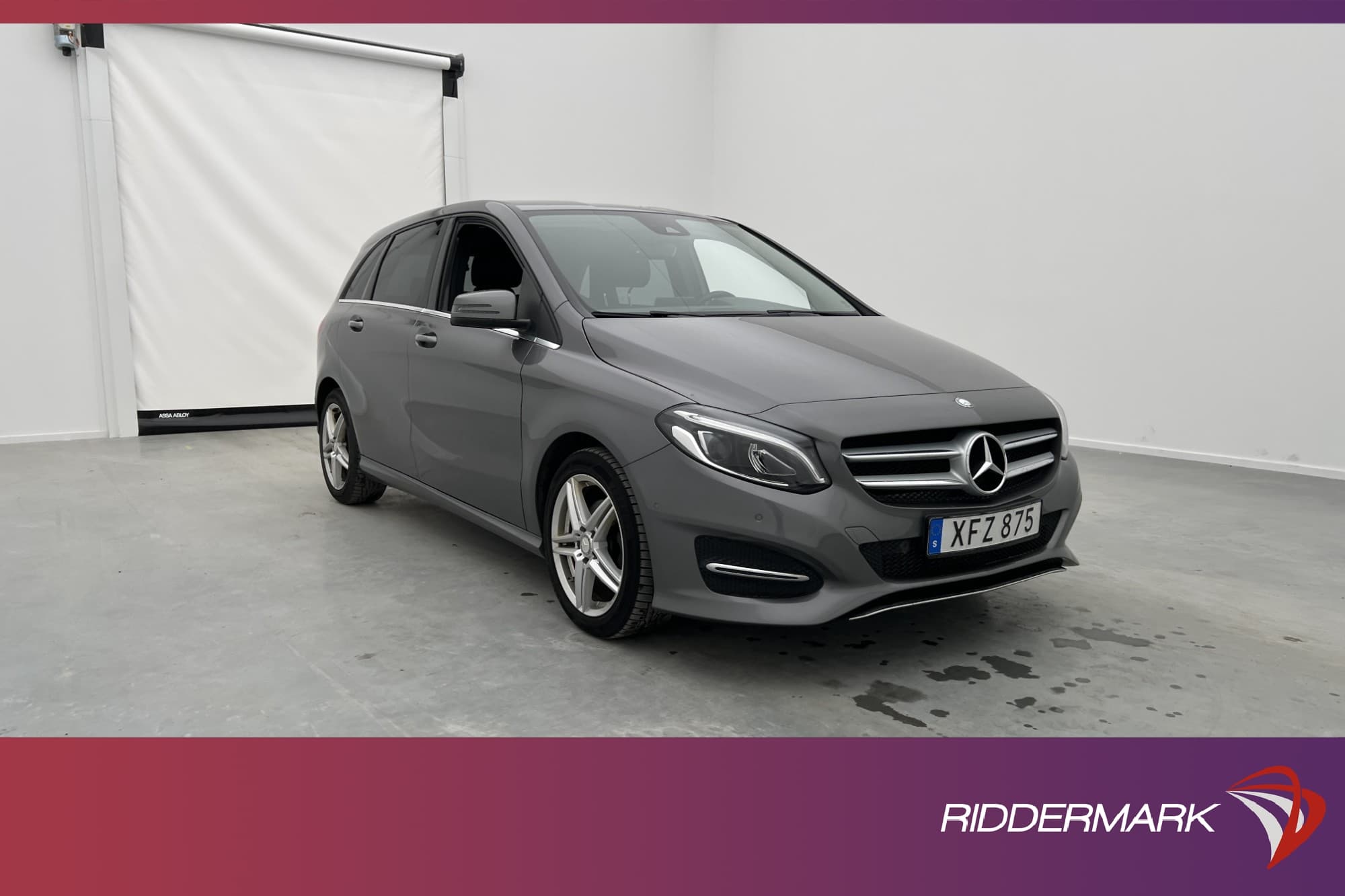Mercedes-Benz B 220 4M 184hk