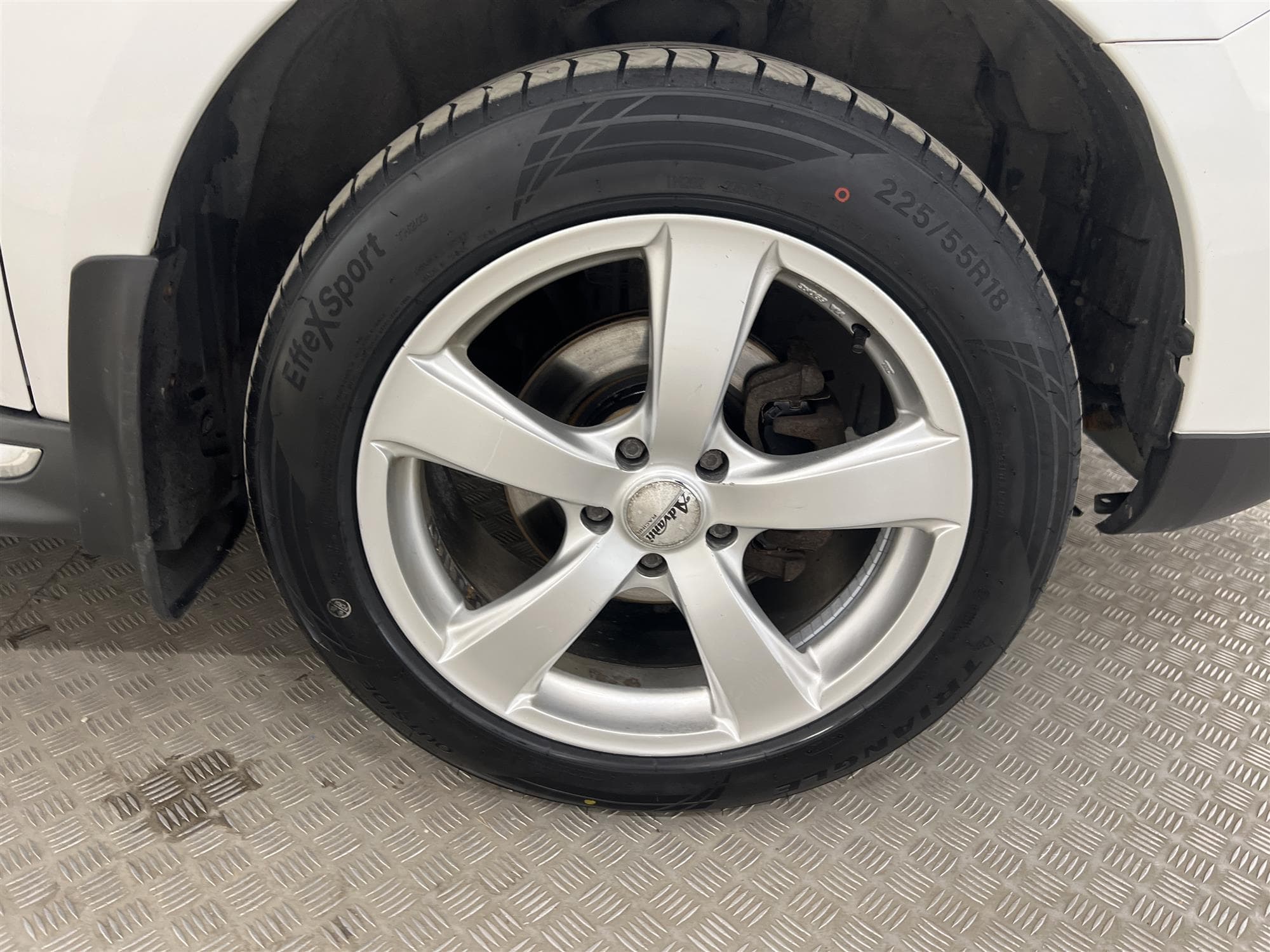Mitsubishi Outlander 2.2 Di-D 4WD 156hk 7-sits Värmare Drag