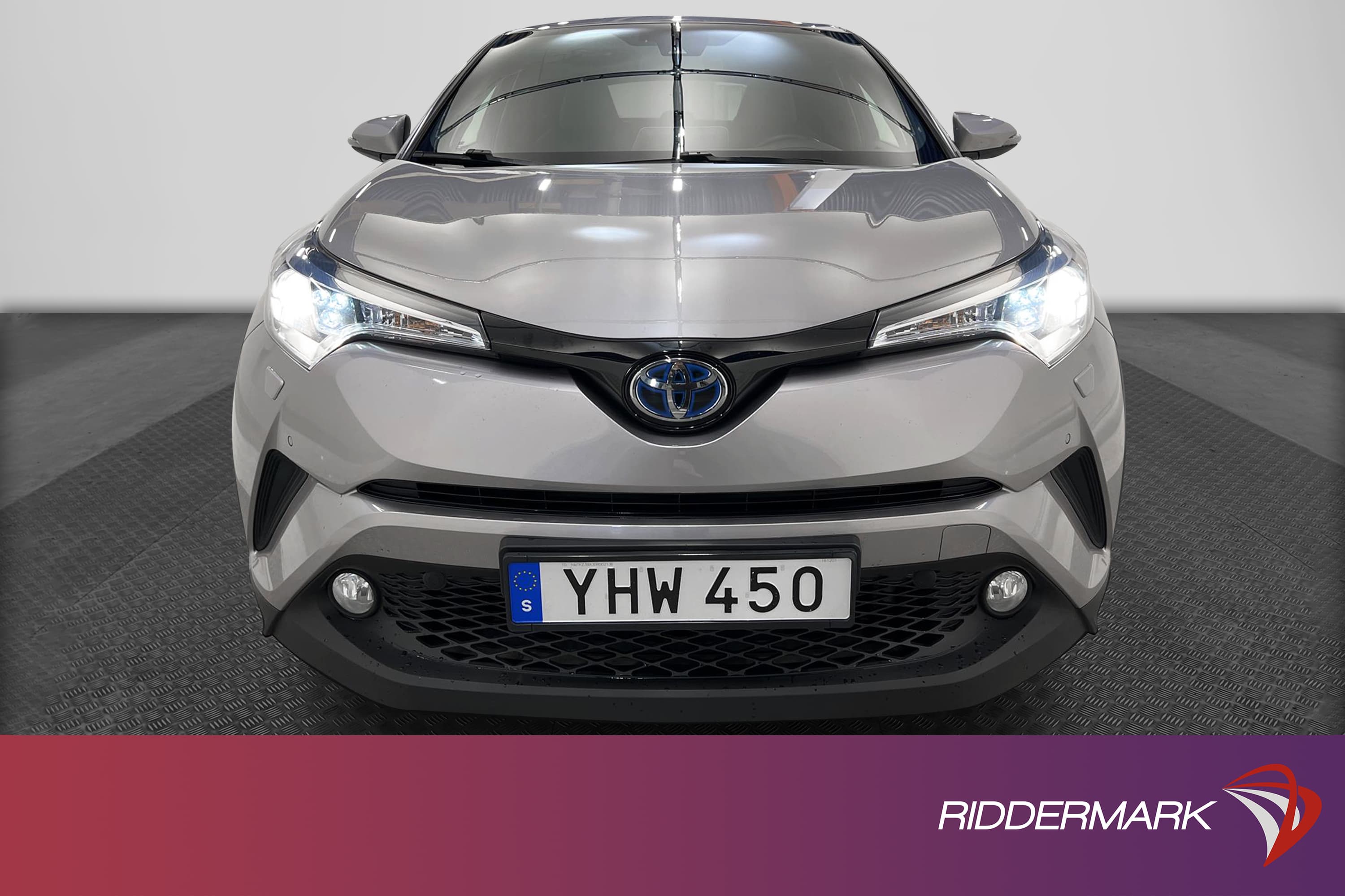 Toyota C-HR Hybrid CVT 122hk Executive JBL Skinn Navi B-Kam
