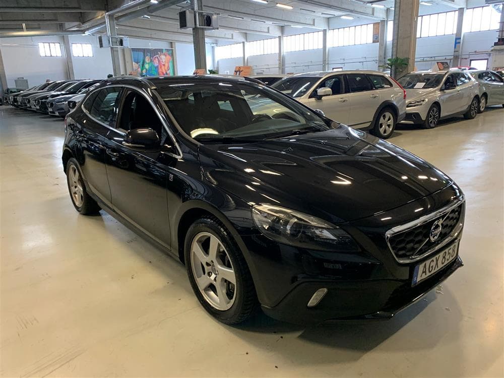 Volvo V40 Cross Country D4 Ocean Race B-kamera VOC 0,43l/milexteriör