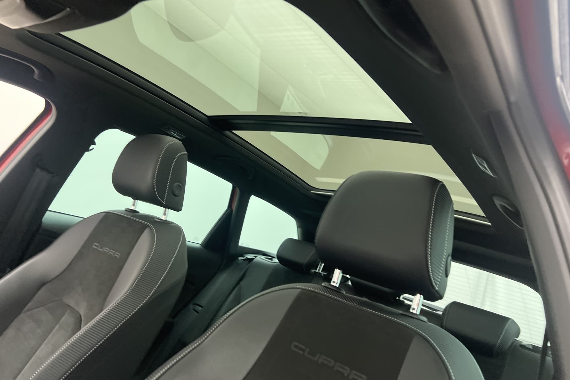 SEAT Leon Cupra ST 4D 300hk DCC Pano Cockpit Beats Kamera