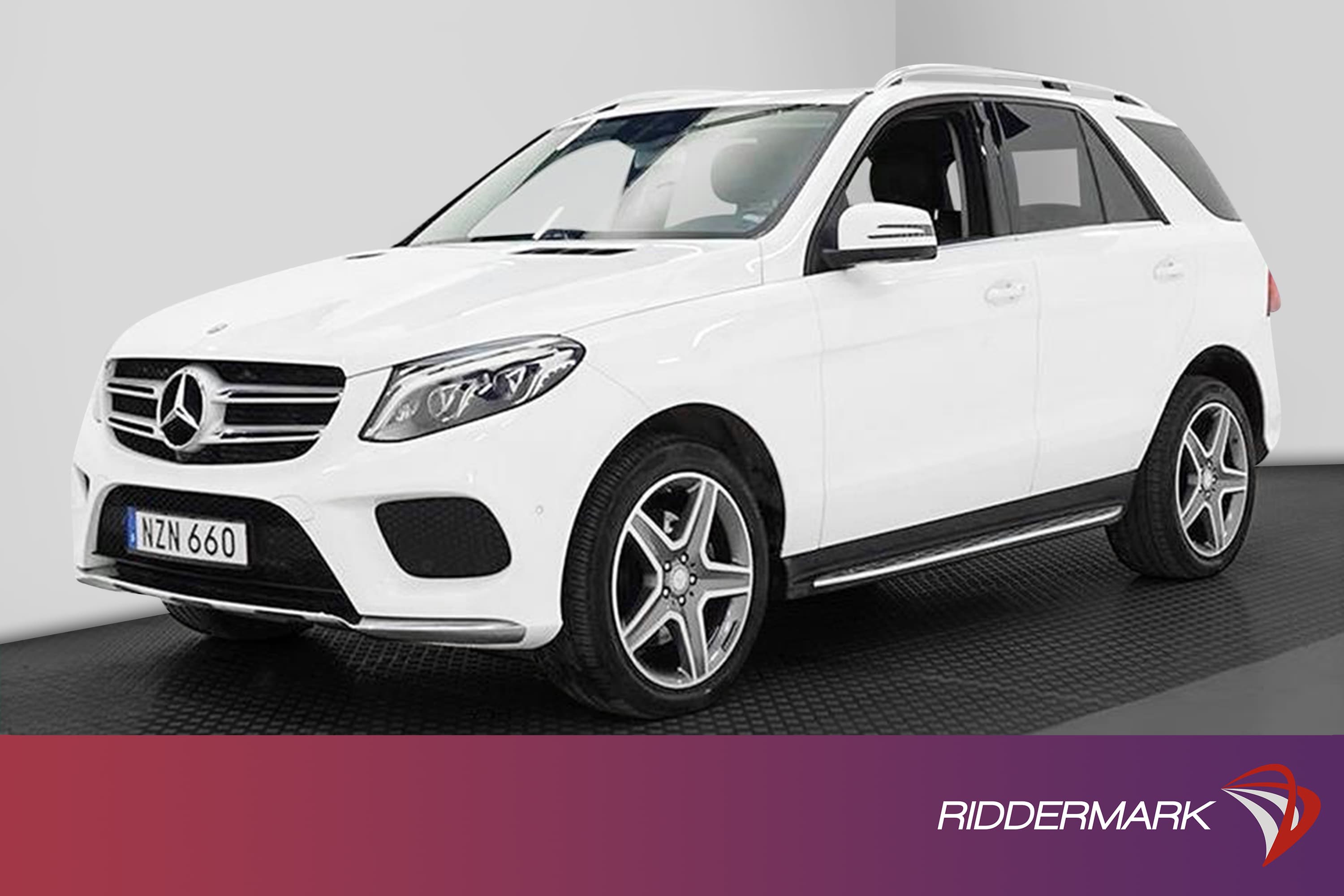 Mercedes-Benz GLE 350d 4M 258hk AMG Värmare 360° H/K Naviexteriör