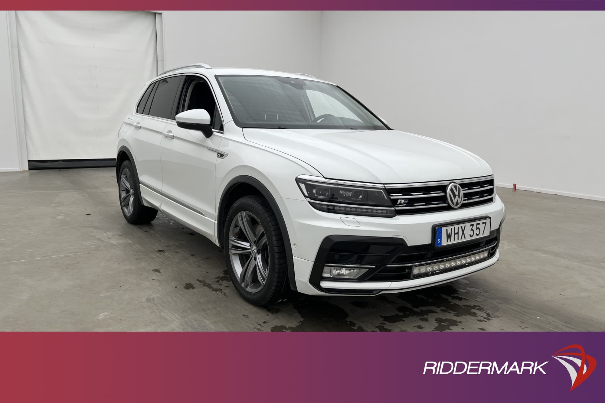 Volkswagen Tiguan 2.0 TDI 4M R-Line Cockpit D-Värmare Kamera