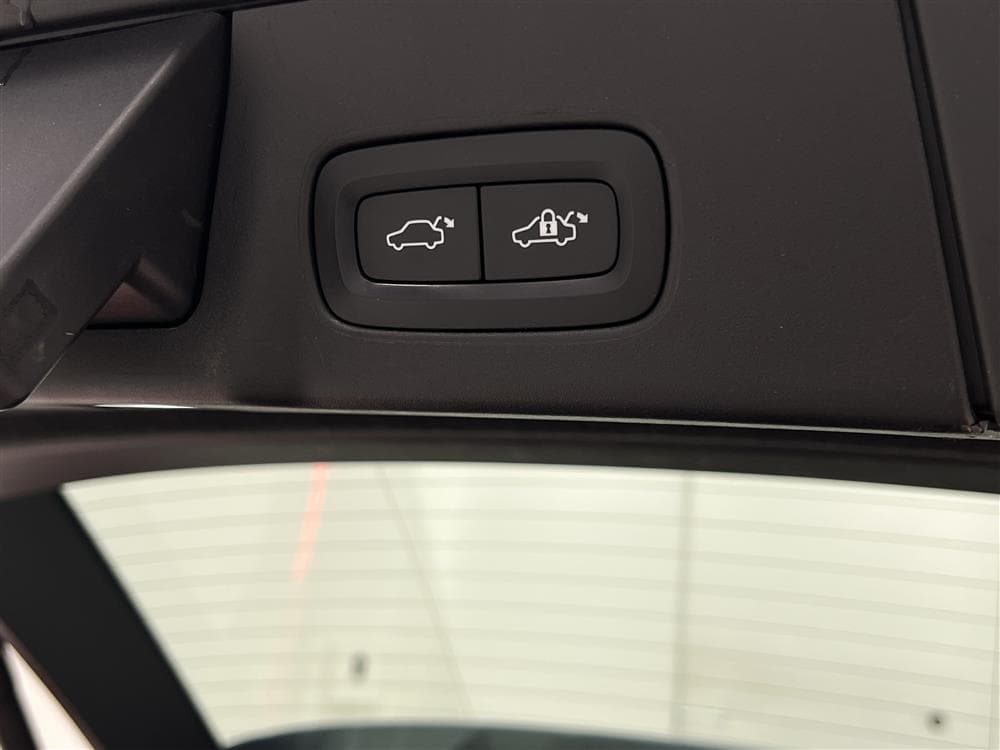 Volvo V90 Cross Country D4 AWD Inscription Pro Värmare Draginteriör