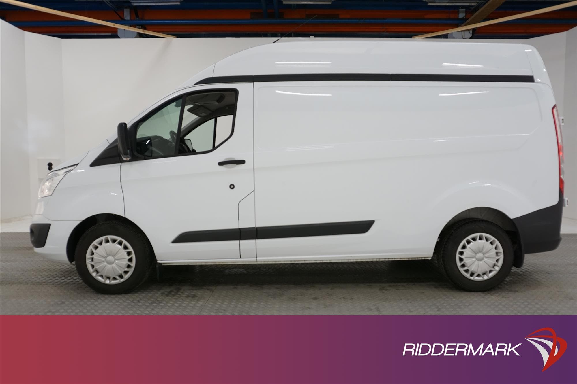 Ford Transit Custom 2.2TDCi L2H2 Drag Värmare Nybesiktigad