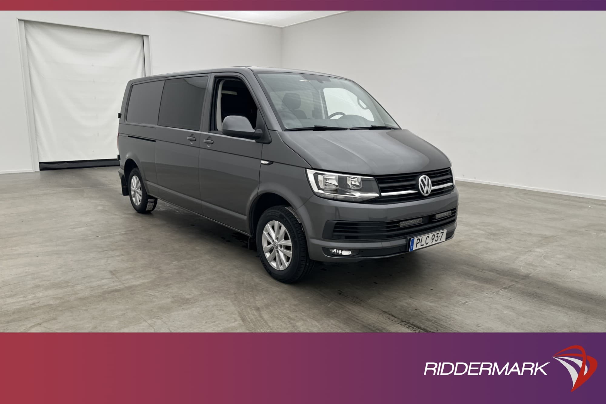 Volkswagen Transporter Kombi L2