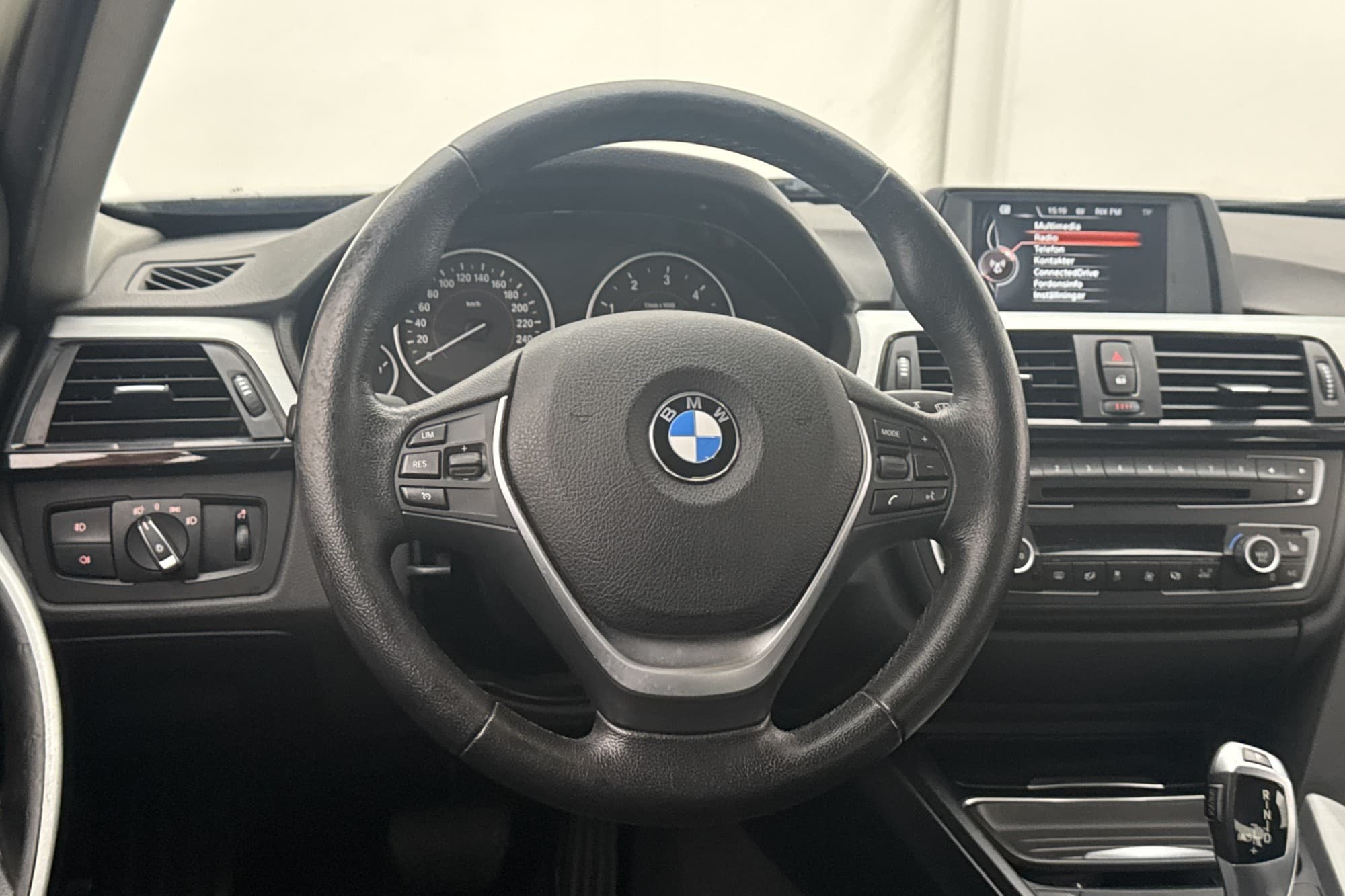 BMW 318 d Sport Line Sensorer Farthållare Keyless-Start