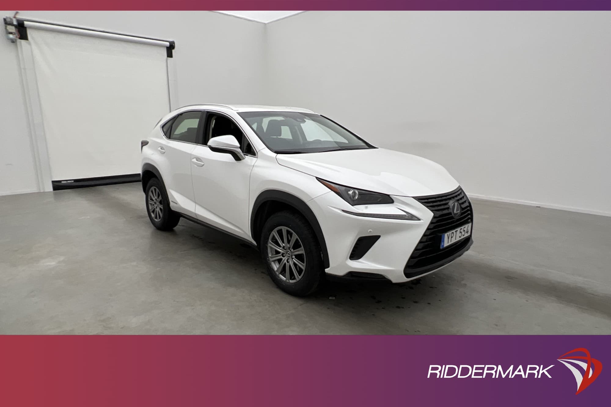 Lexus NX 300h E-CVT 197hk
