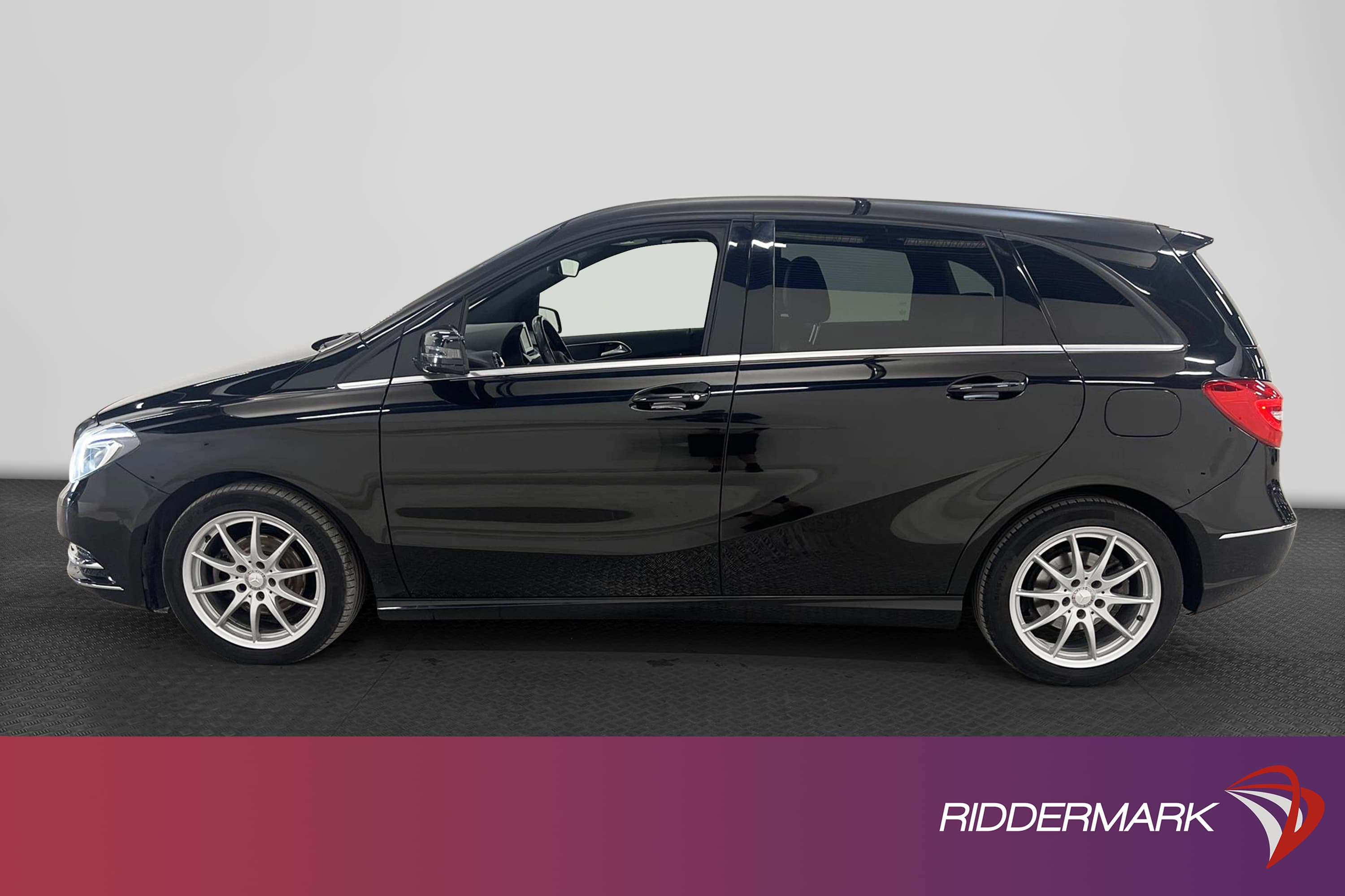 Mercedes-Benz B 180 Panorama Drag