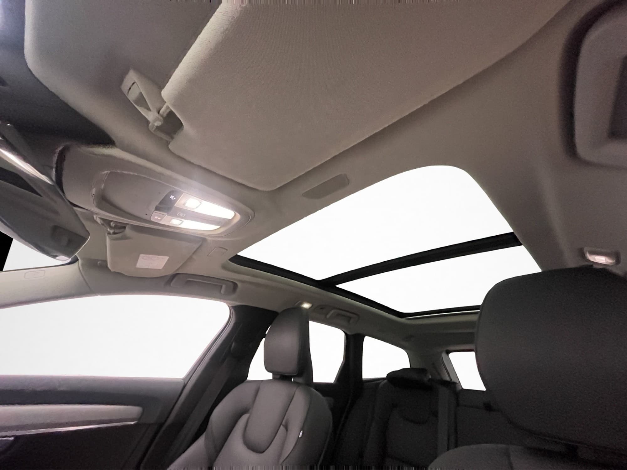 Volvo V90 T6 AWD 350hk Pano Värmare HUD Kamera Skinn Drag