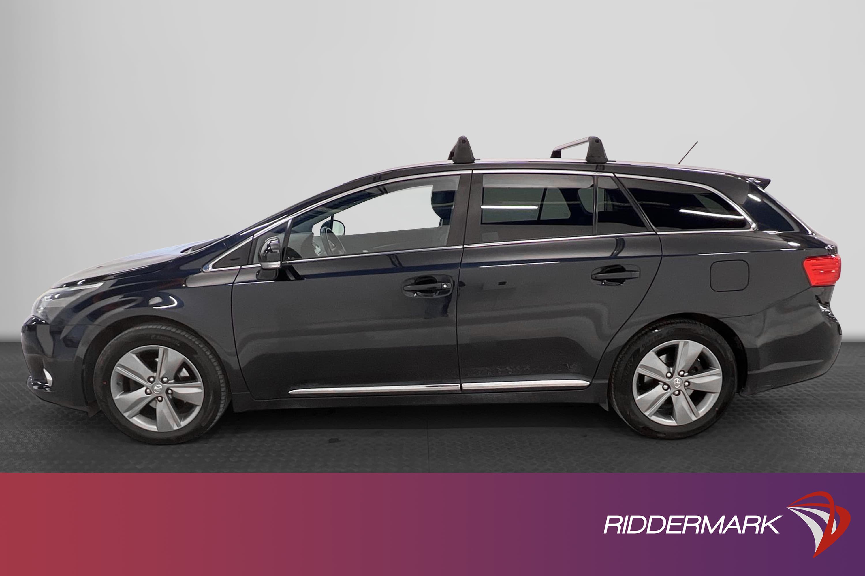 Toyota Avensis 2.0 152hk M&K-Värm