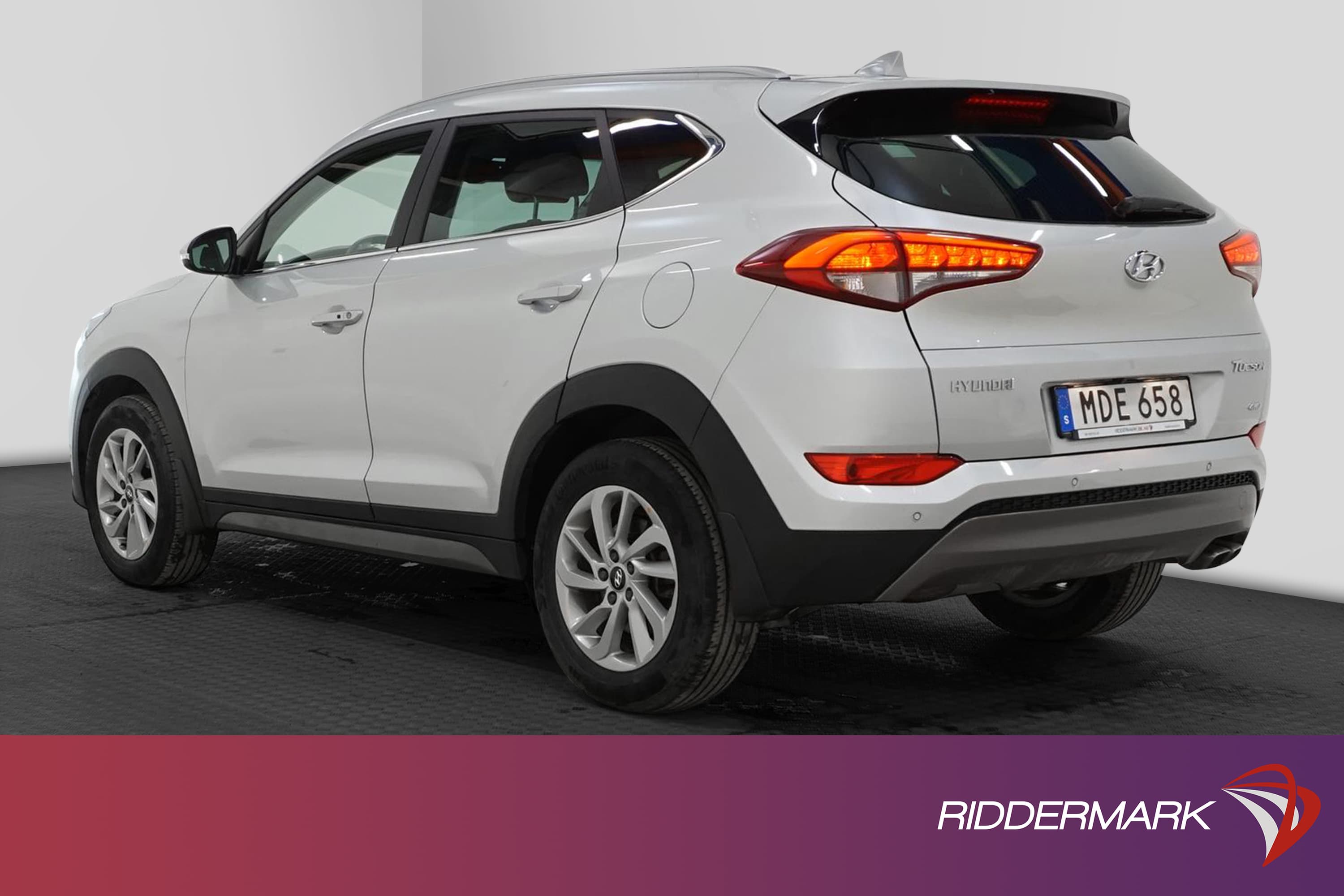 Hyundai Tucson 1.6 T-GDI 4WD 177hk Kamera Navi Välservad