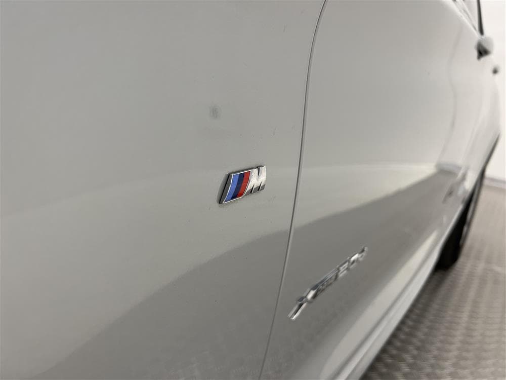 BMW X3 xDrive20d 190hk M Sport M-värm Pano Navi Drag H/Kinteriör