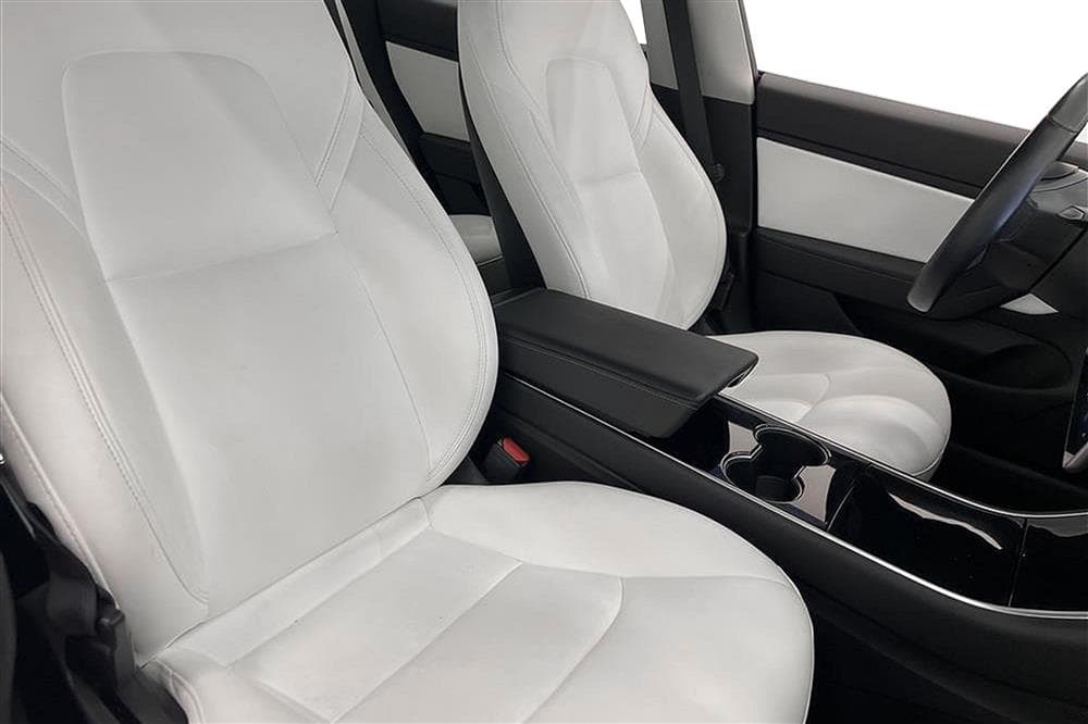 Tesla Model 3 Performance AWD 510hk Svensksåldinteriör