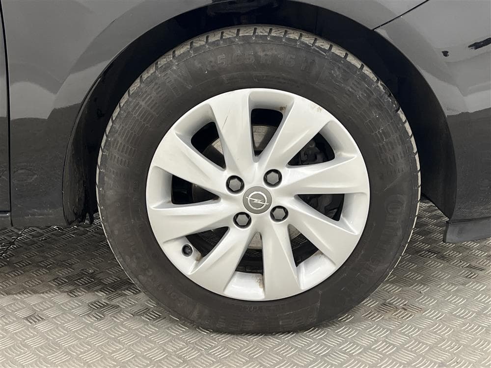 Opel Corsa 1.4 90hk Välservad Sensorer Rattvärme 0,51l/mil