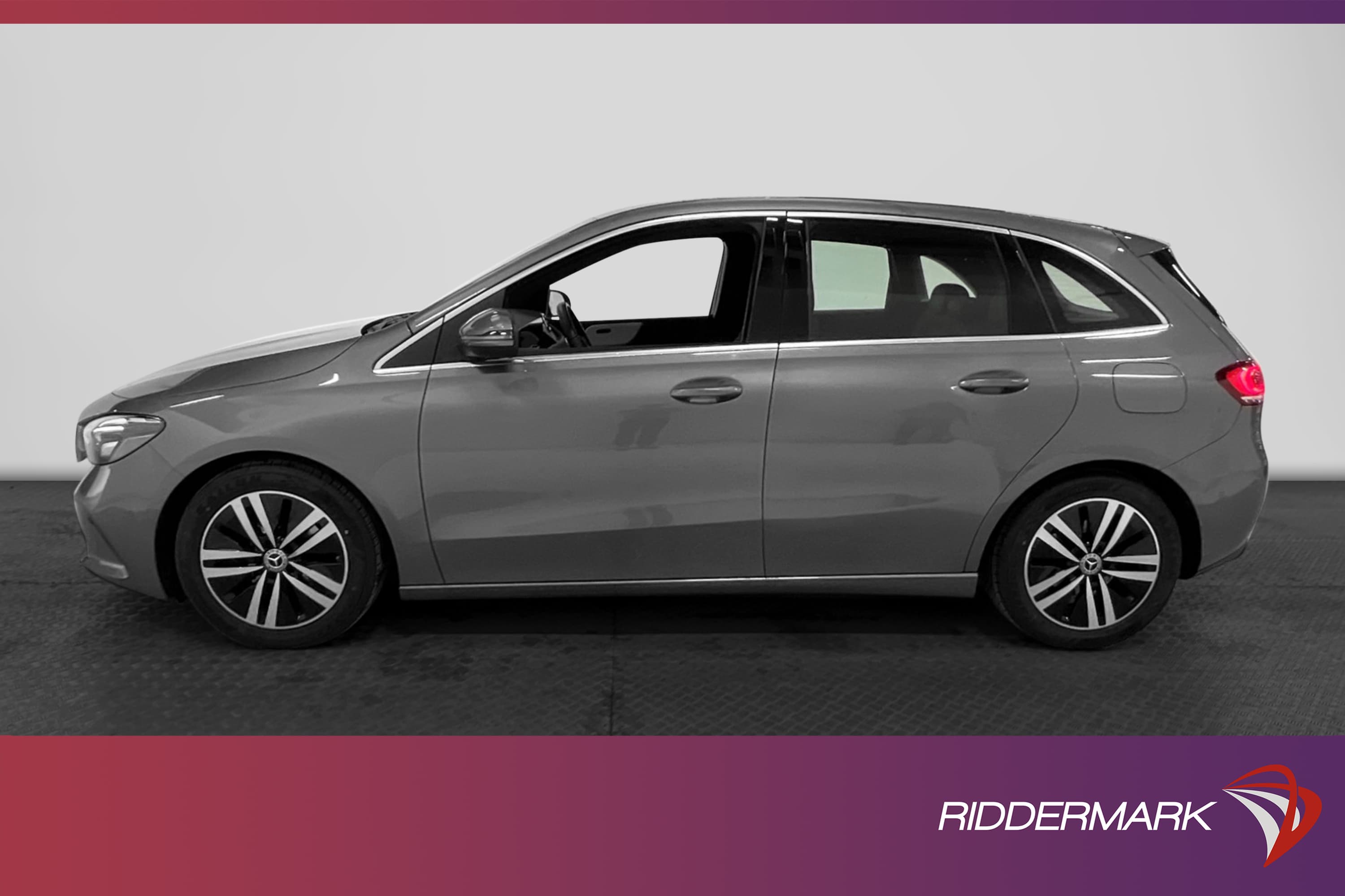 Mercedes-Benz B 180 Sports Tourer
