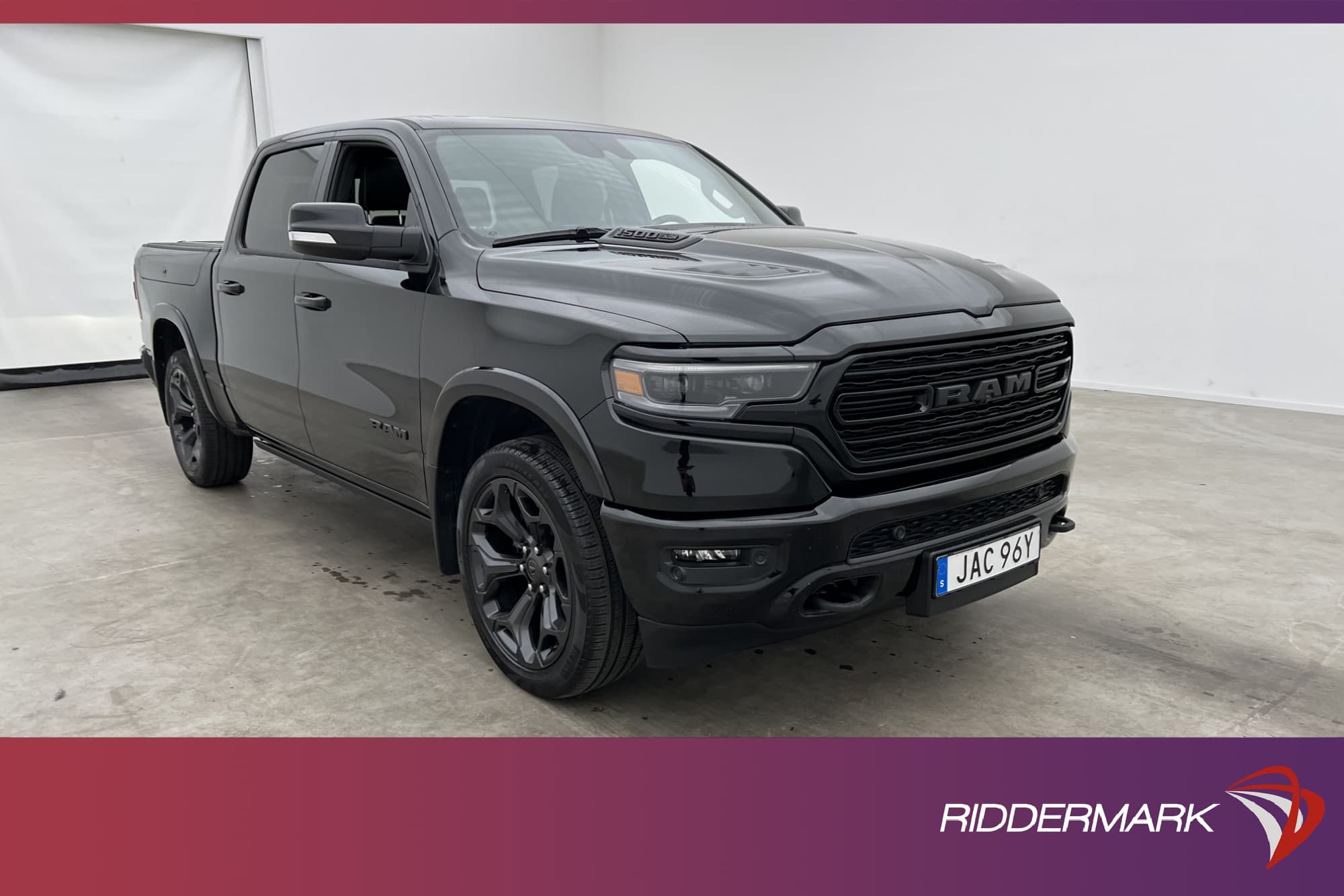 Dodge  RAM Limited Night