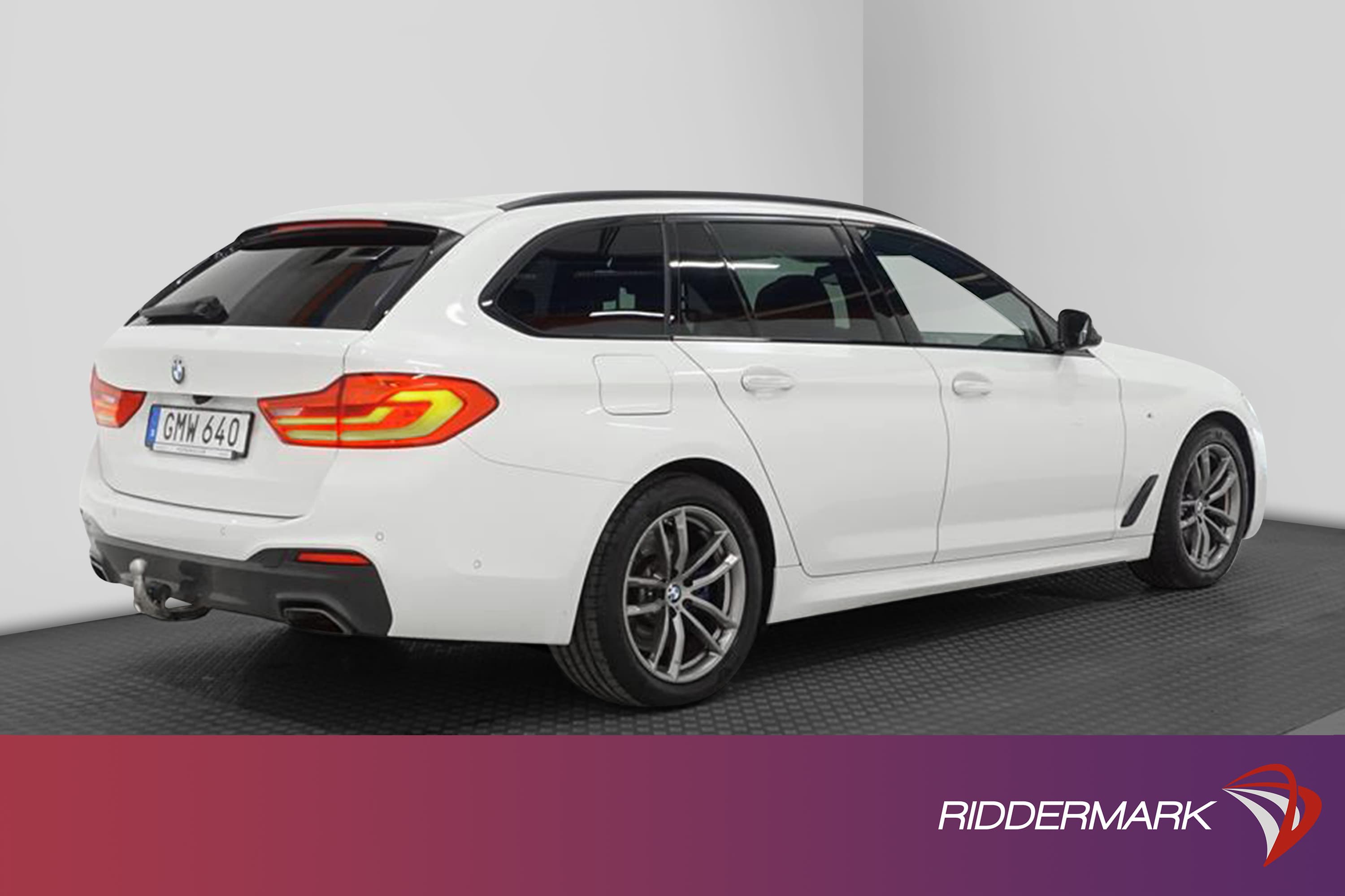 BMW 530d xDrive M Sport Innovation H/K Värmare 360°Kam Pano