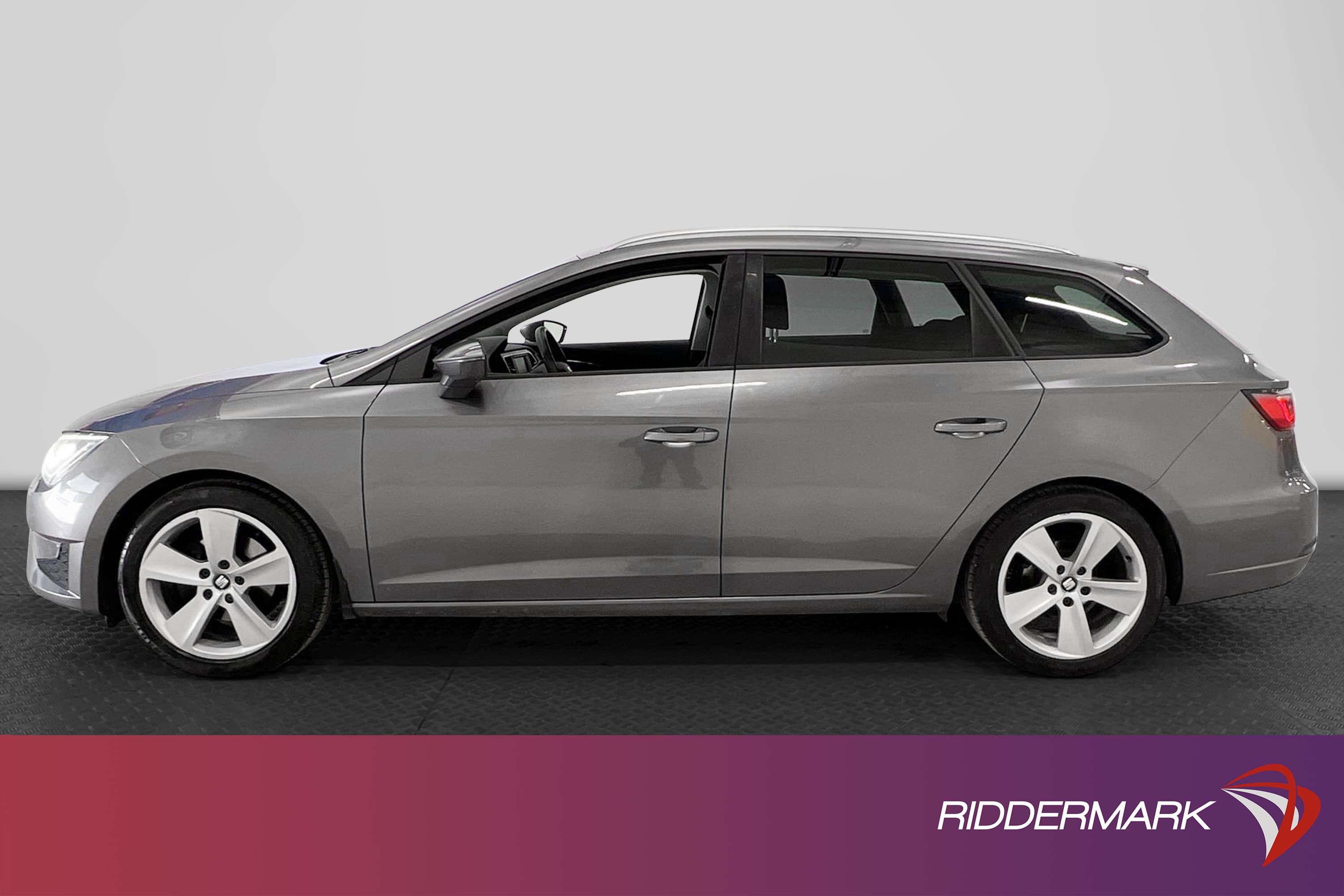 SEAT Leon ST 1.4 TSI 140 hk FR M-Värmare Navigation LED