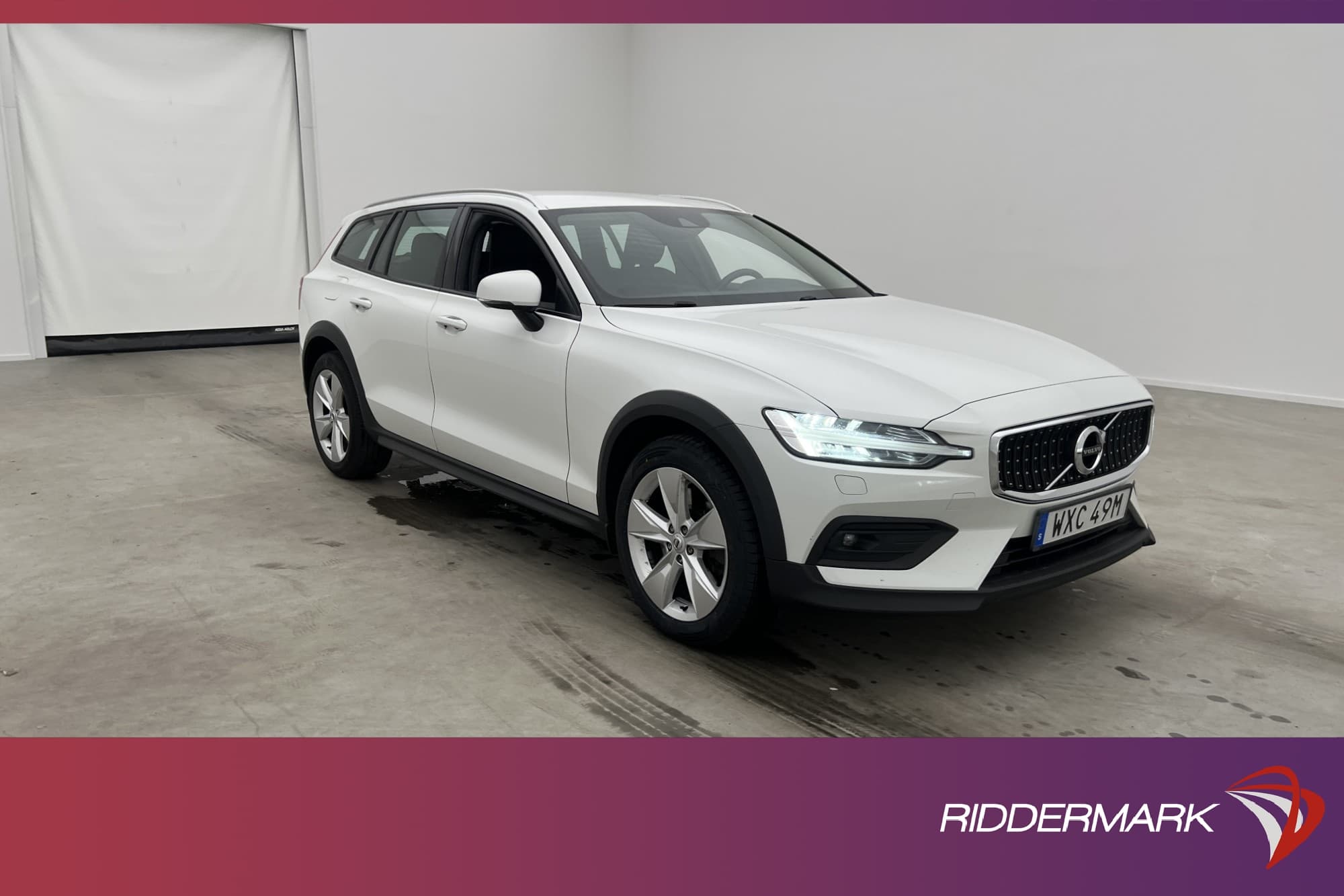 Volvo V60 Cross Country D4 AWD