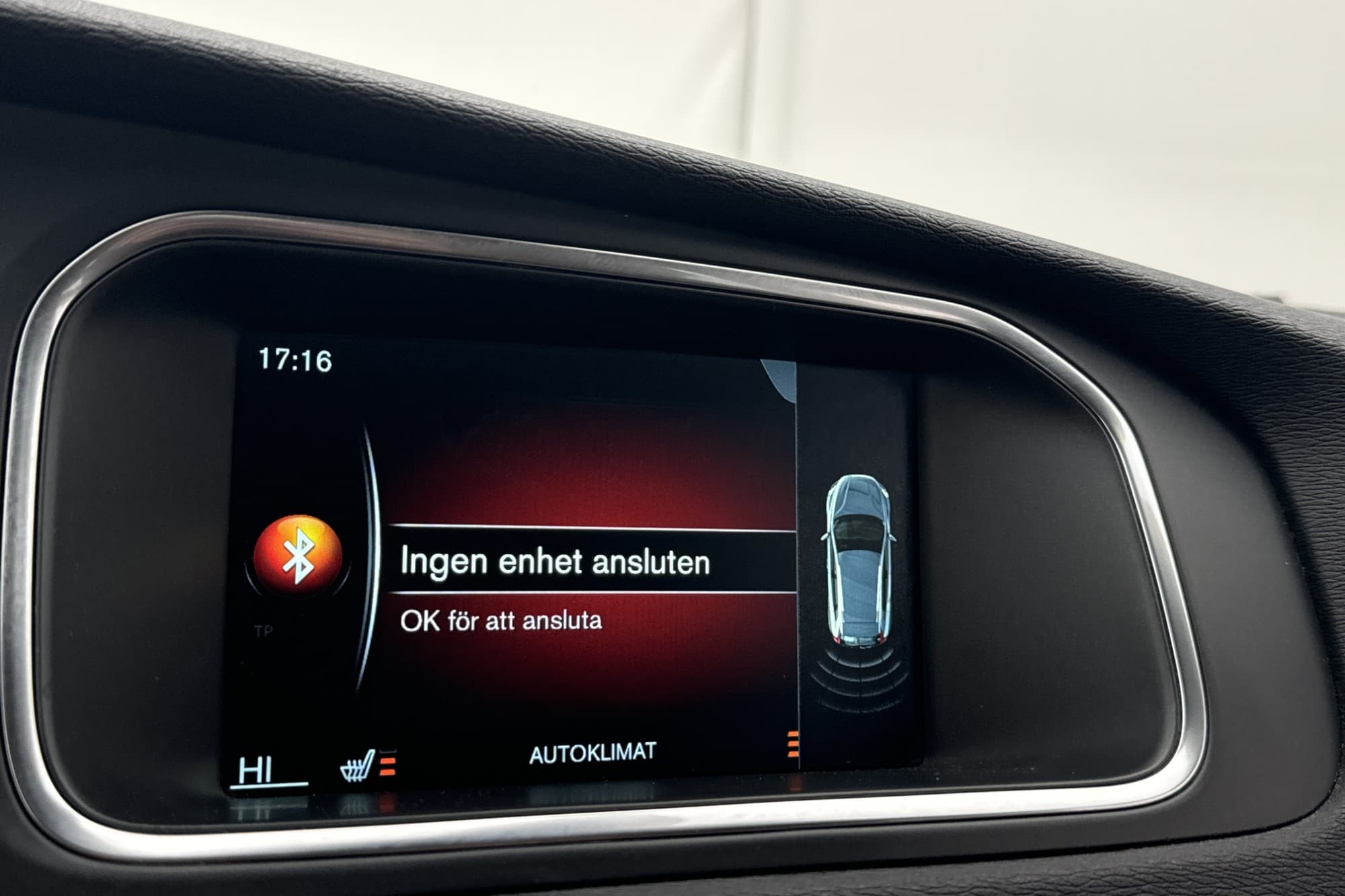 Volvo V40 Cross Country D2 Momentum D-Värmare Drag 6822Mil