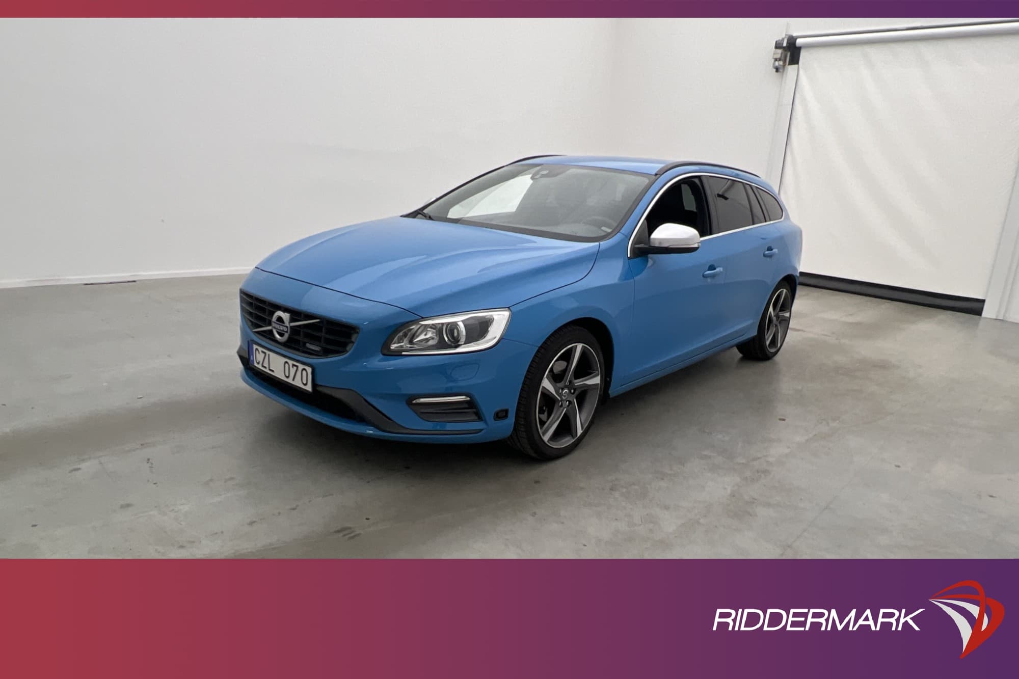 Volvo V60 T4