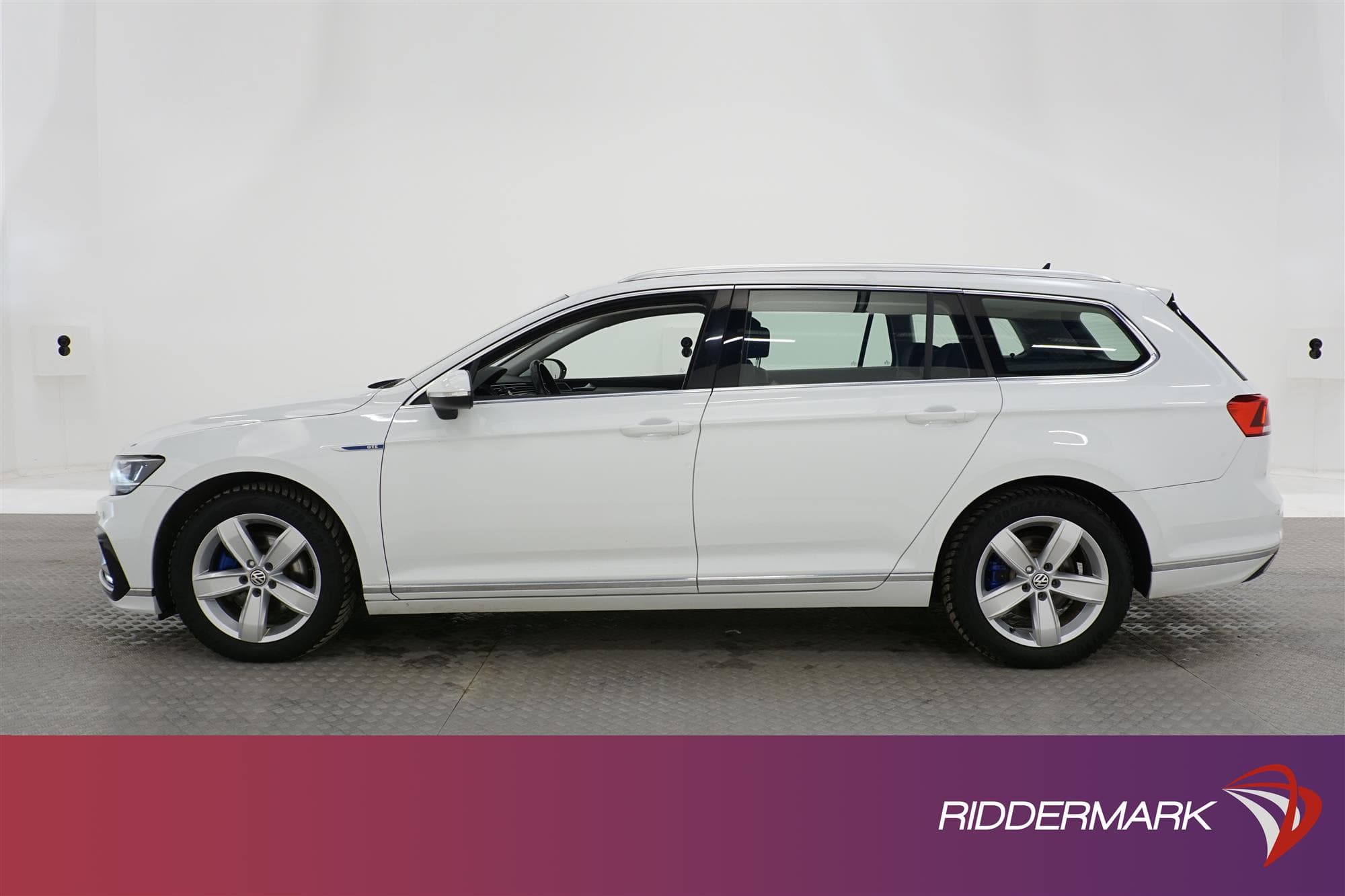 Volkswagen Passat GTE 218hk