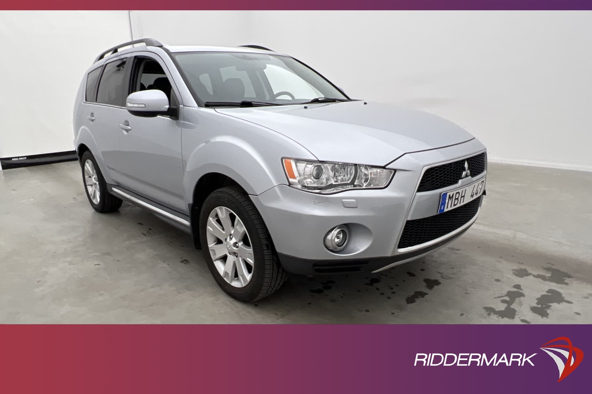 Mitsubishi Outlander 4WD 156hk