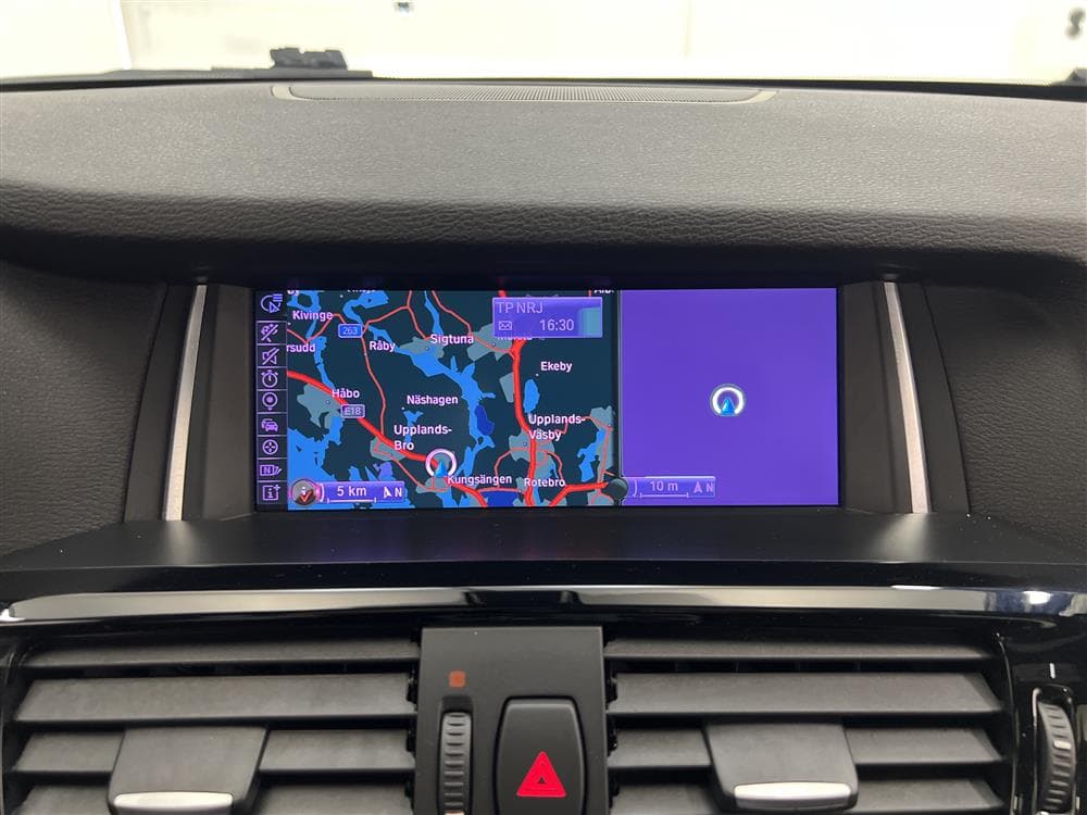 BMW X3 xDrive20d 190hk M Sport M-värm Pano Navi Drag H/Kinteriör