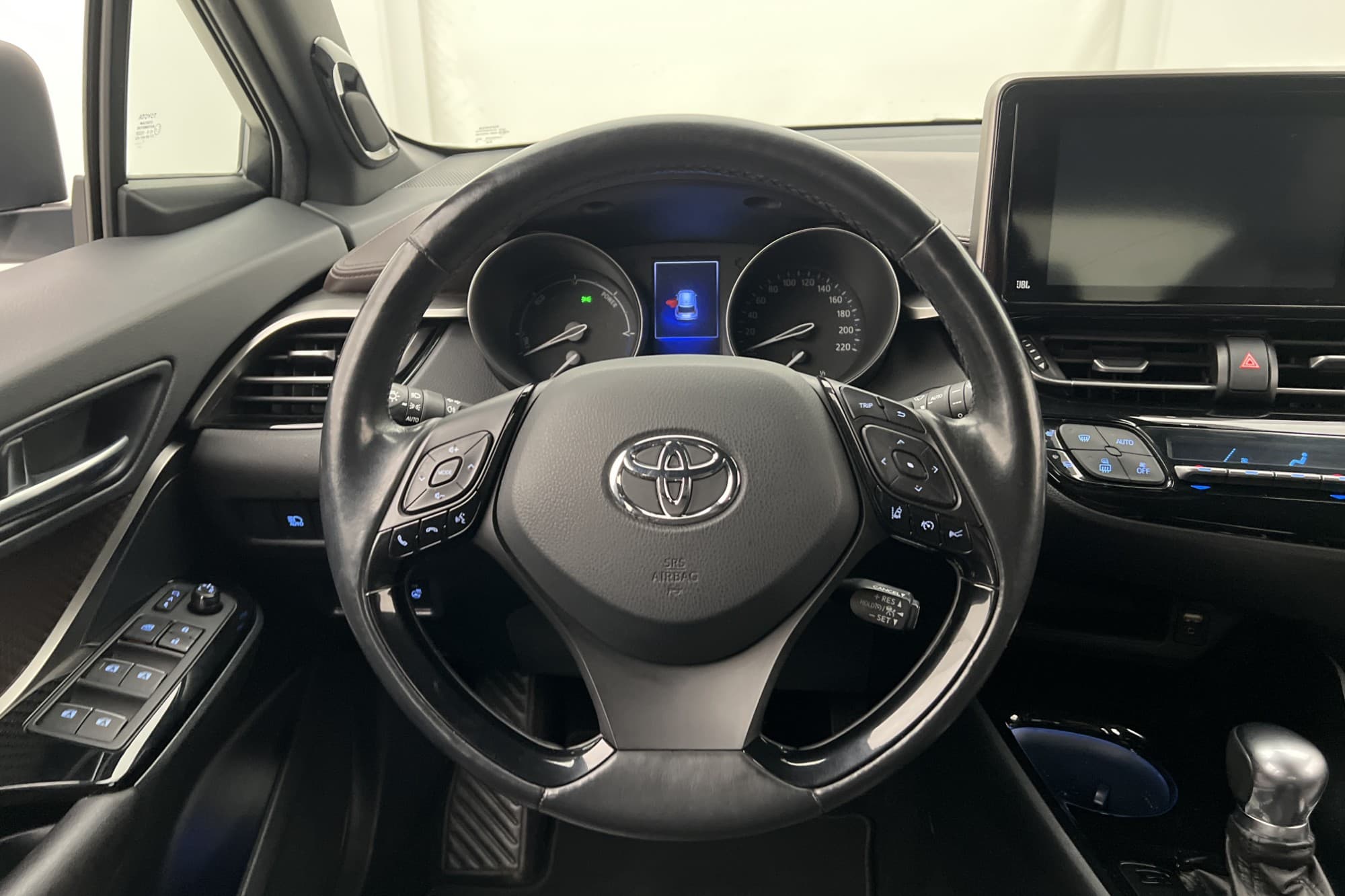 Toyota C-HR Hybrid Executive M/K-Värm JBL Kamera Rattvärme