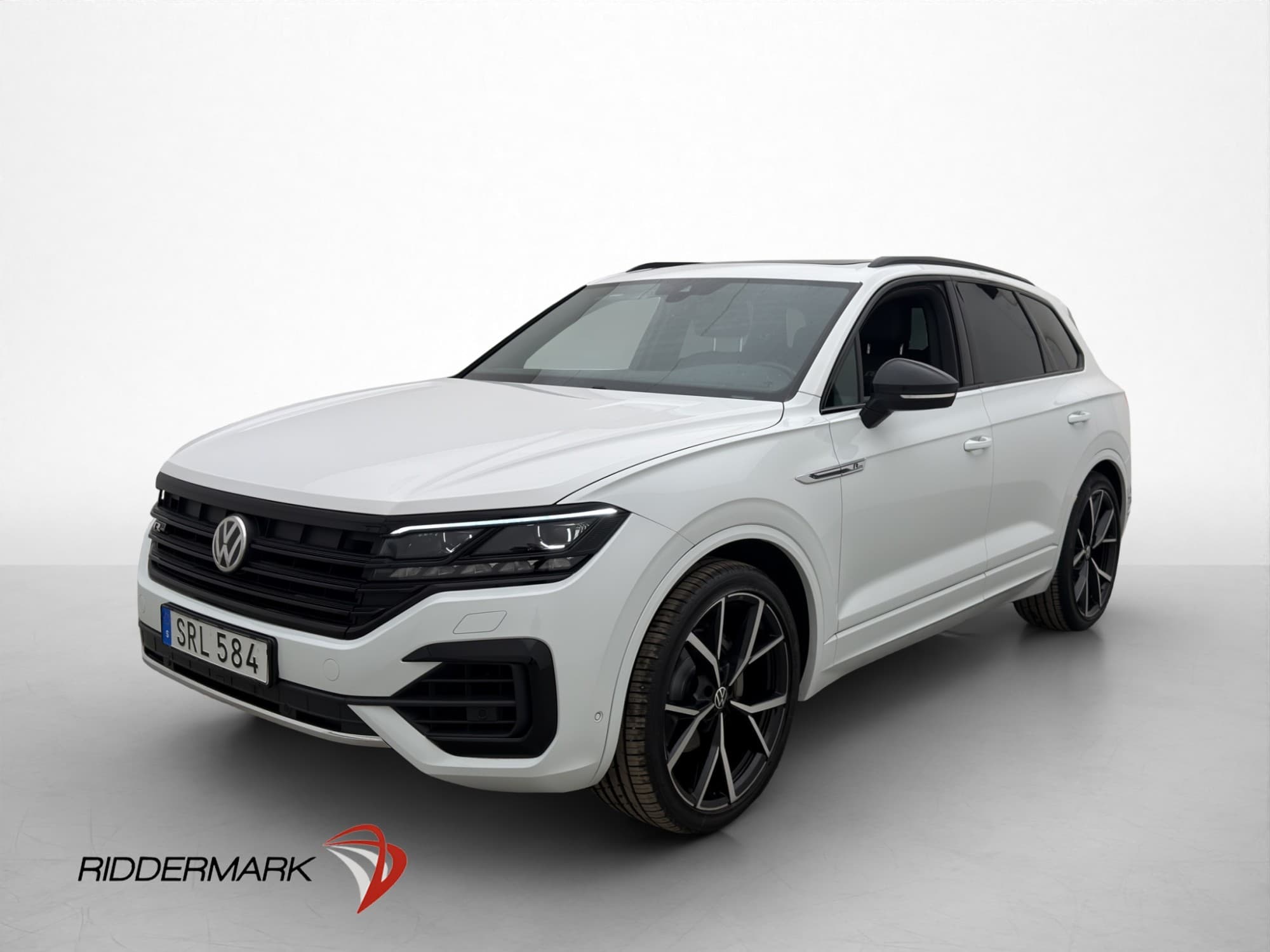 Volkswagen Touareg 3.0 V6 4M R-Line Cockpit Värm Pano Kamera