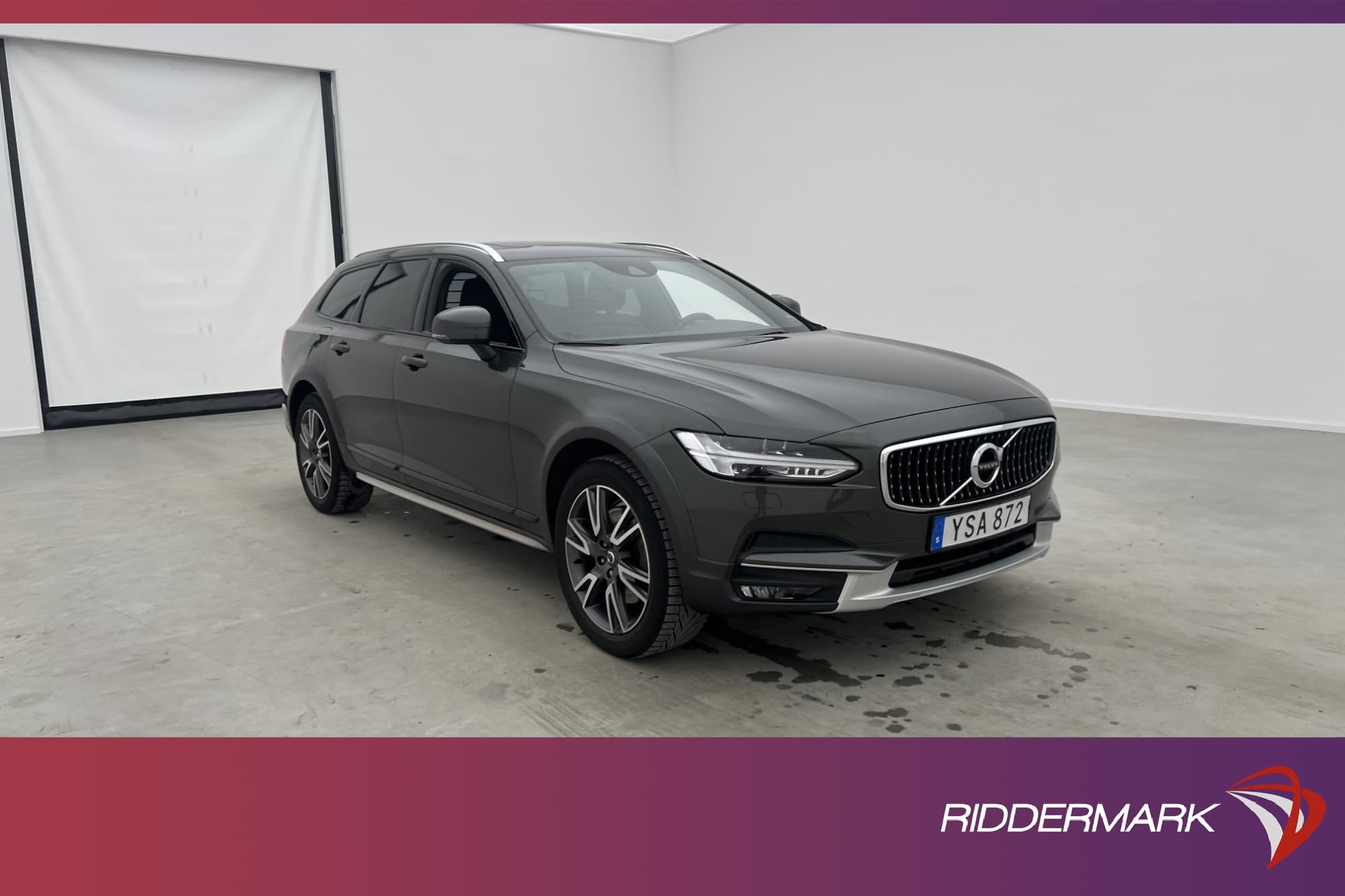 Volvo V90 Cross Country D5 AWD
