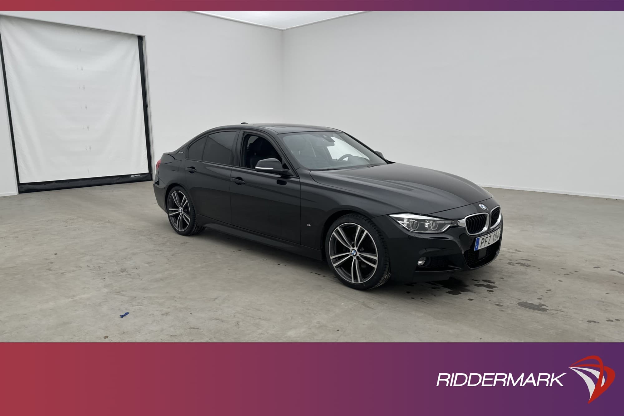 BMW 330e Sedan 252hk