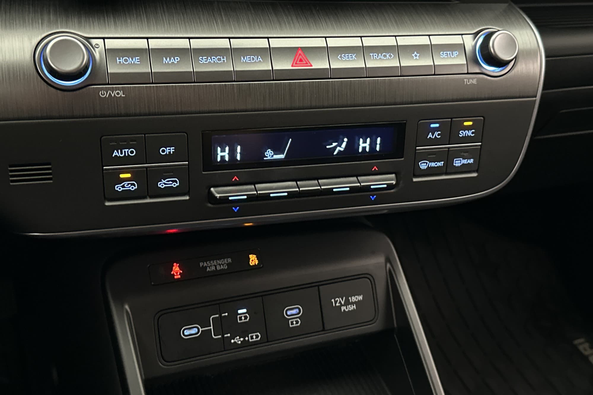 Hyundai Kona T-GDI 120hk Essential Kamera Rattvärme Navi