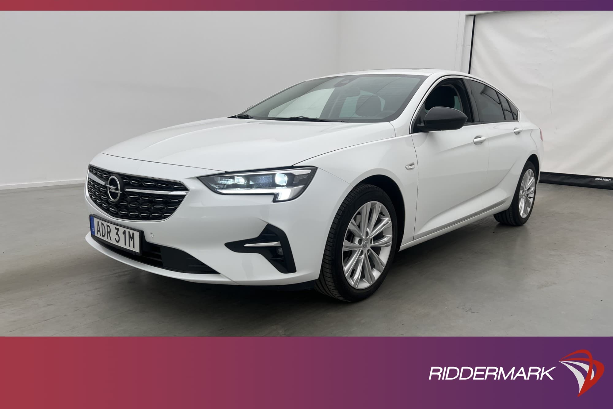 Opel Insignia Grand Sport 2.0 200hk Taklucka CarPlay Kamera