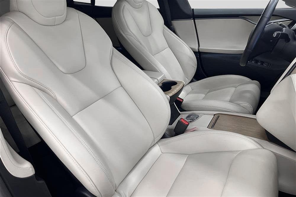 Tesla Model S Long Range AWD 423hk FSD Moms Svensksåldinteriör