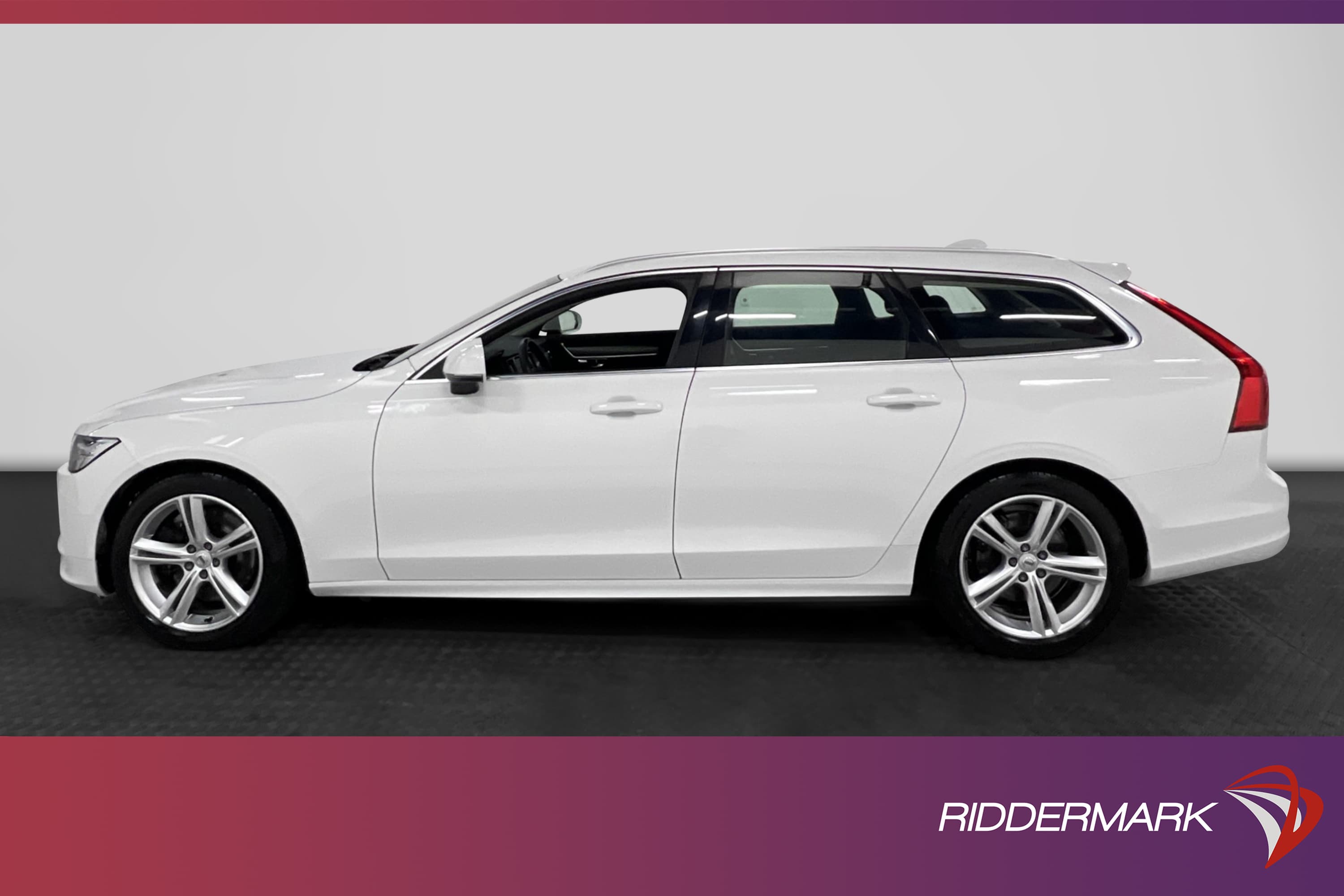 Volvo V90 T4 190hk