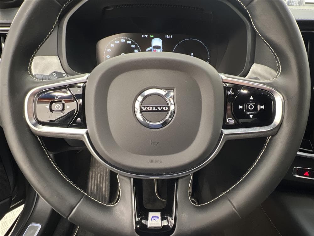 Volvo S90 T8 AWD TwEn 407hk R-Design B&O Head up Nyservadinteriör