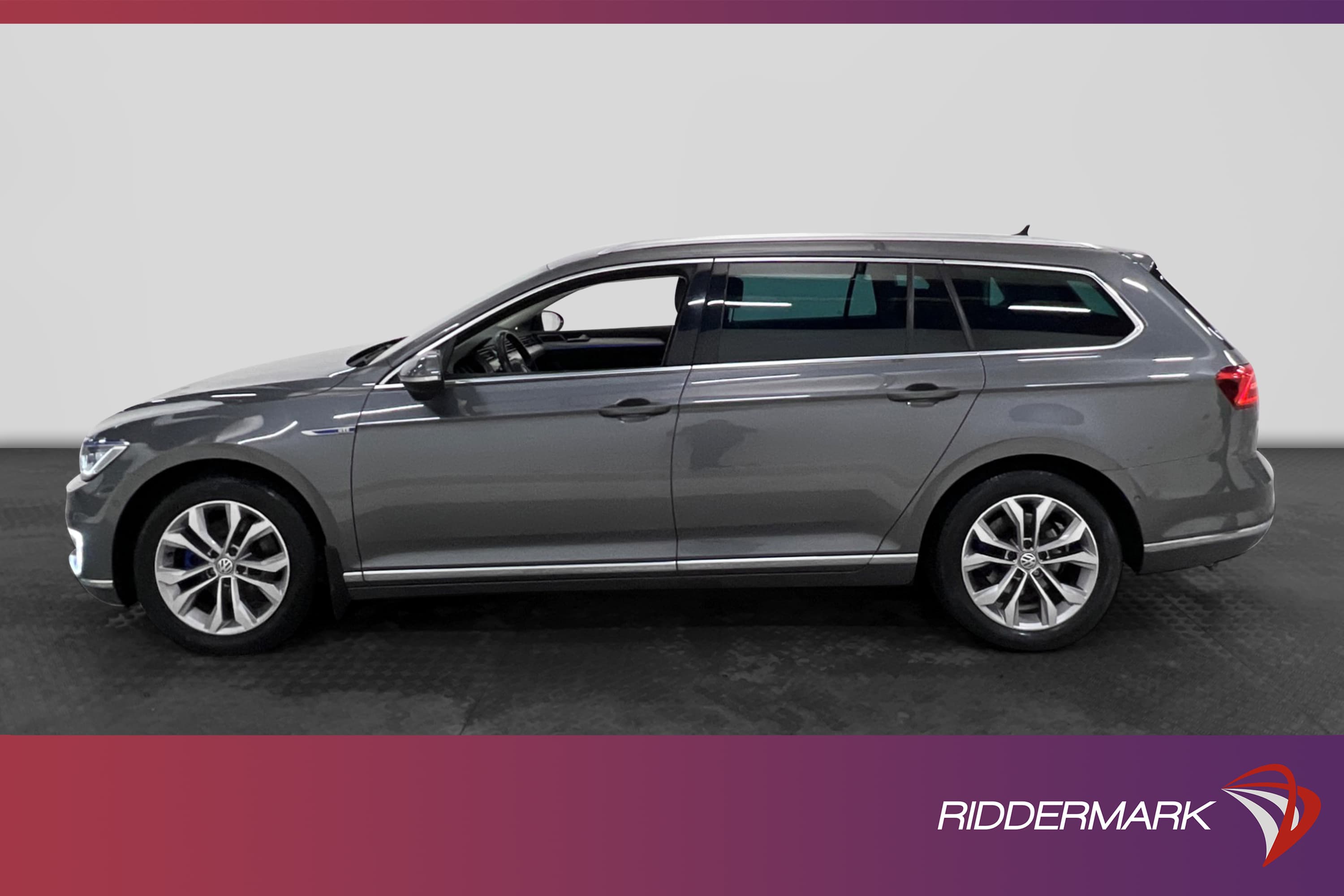 Volkswagen Passat GTE 218hk