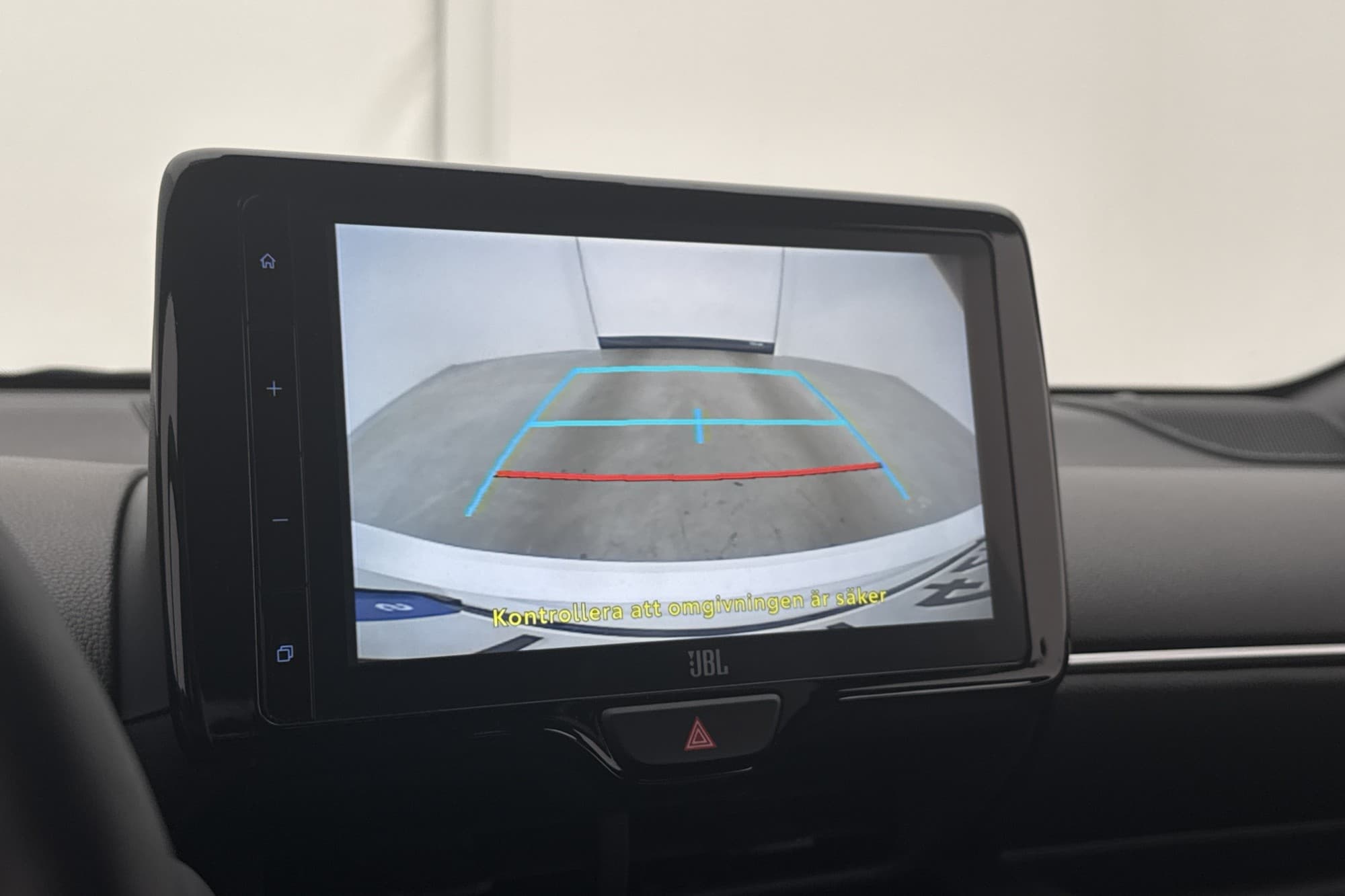 Toyota Yaris Hybrid 116hk Style JBL Kamera Navi Rattvärme