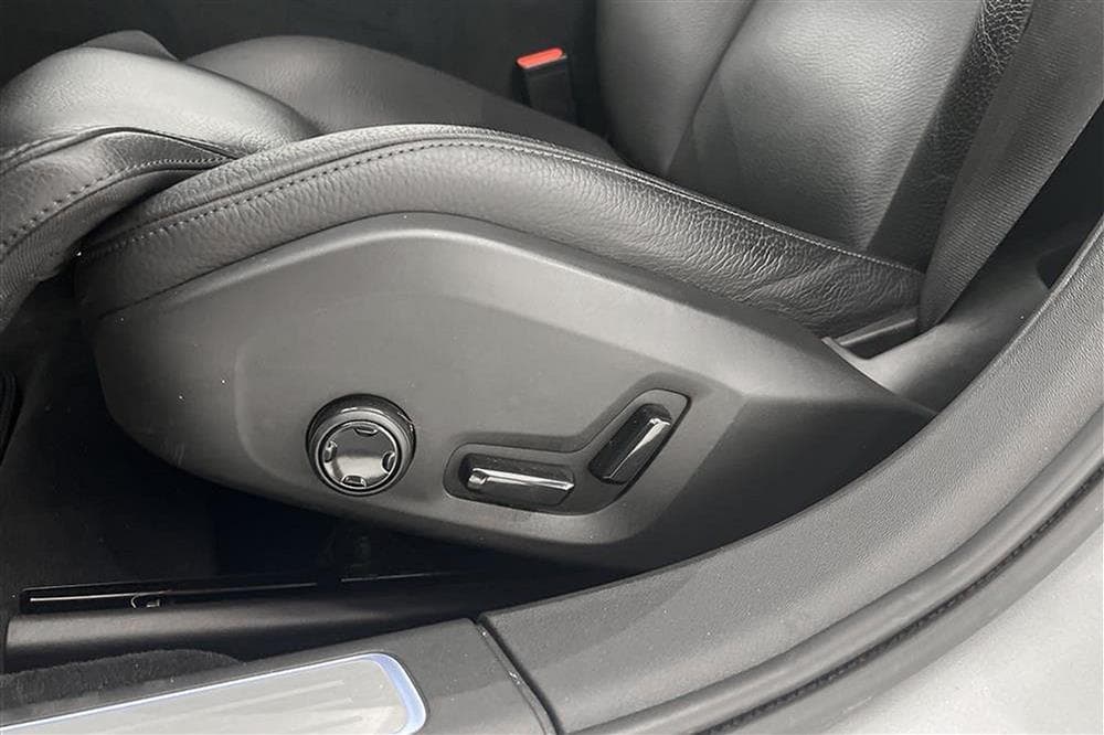 Volvo V90 D5 235hk AWD Inscription D-VOC Skinn 0.49l/milinteriör