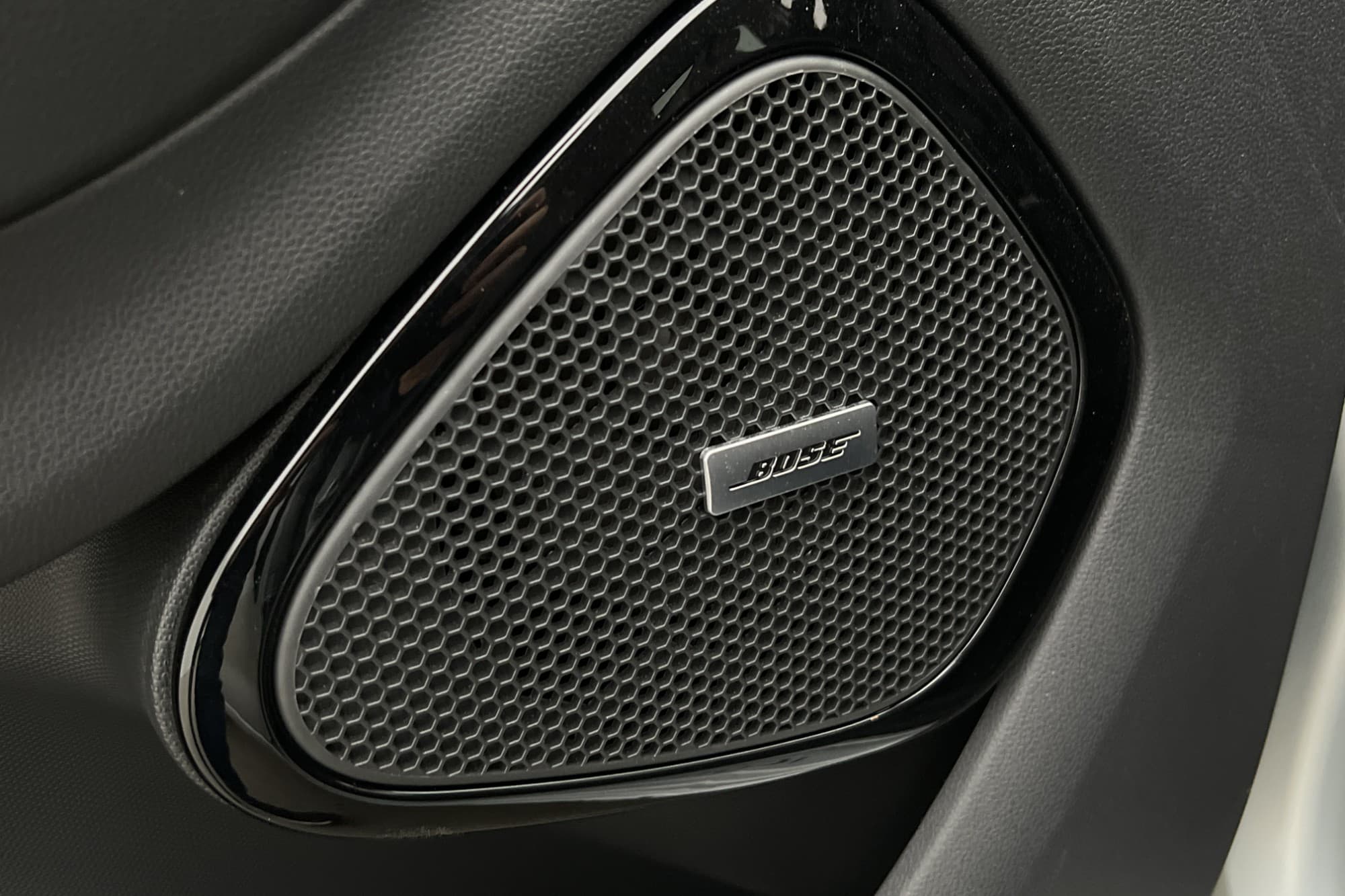 Renault ZOE R110 41 kWh FRIKÖPT BATTERI Iconic BOSE Kamera