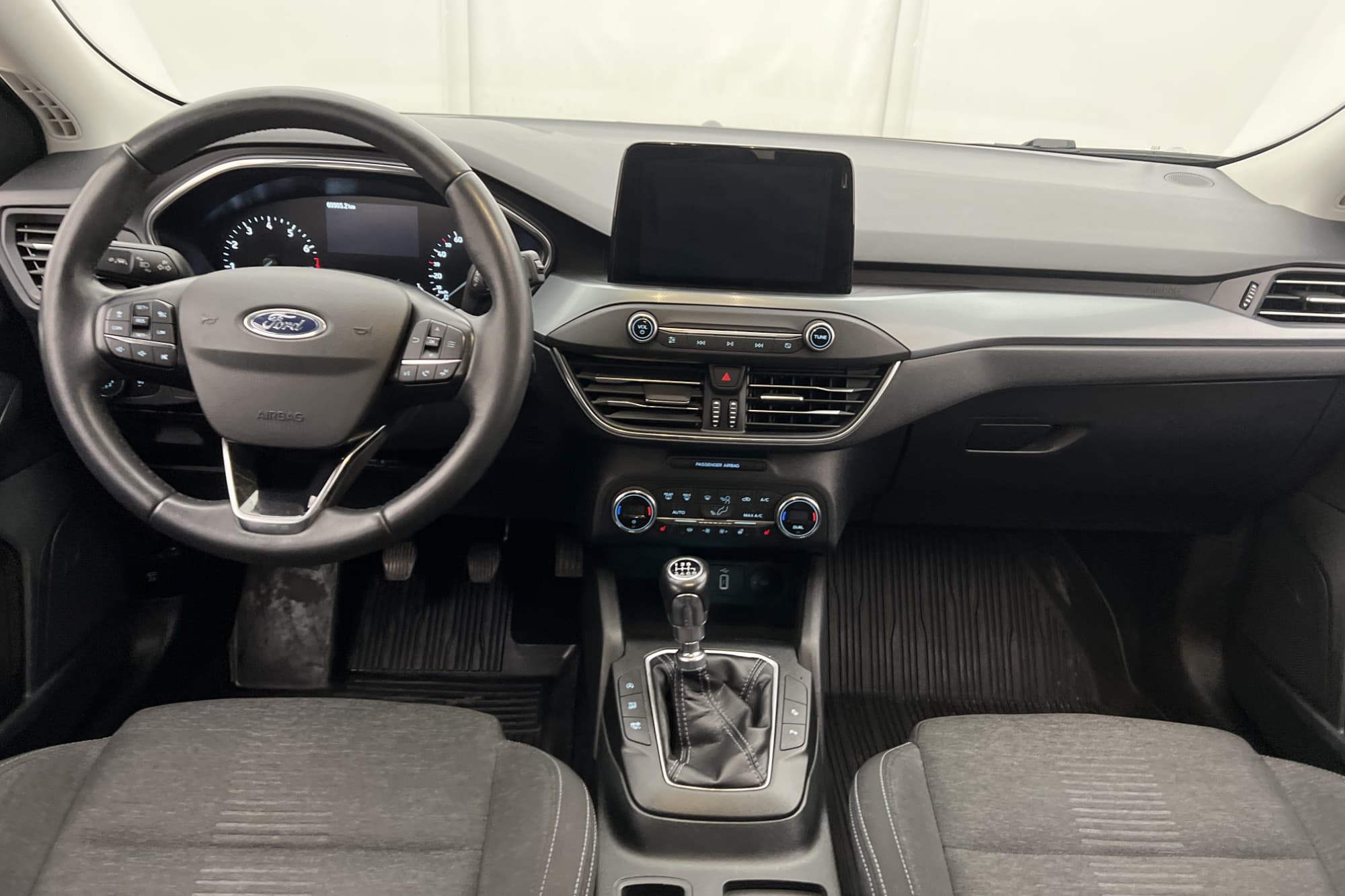 Ford Focus Active Kombi 1.0 125hk M-Värmare Kamera CarPlay