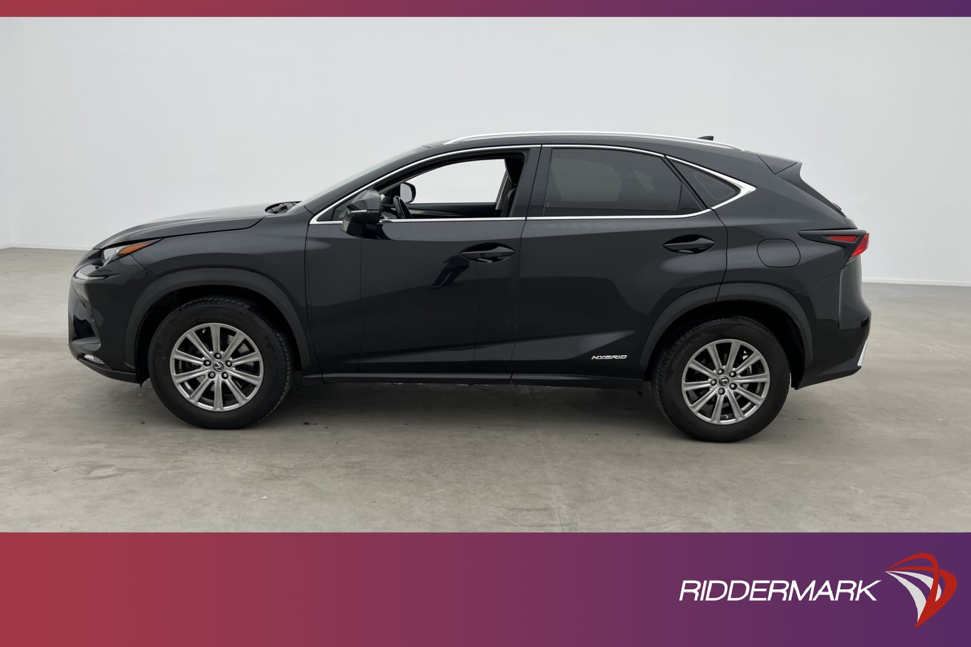 Lexus NX 300h AWD 2.5 AWD