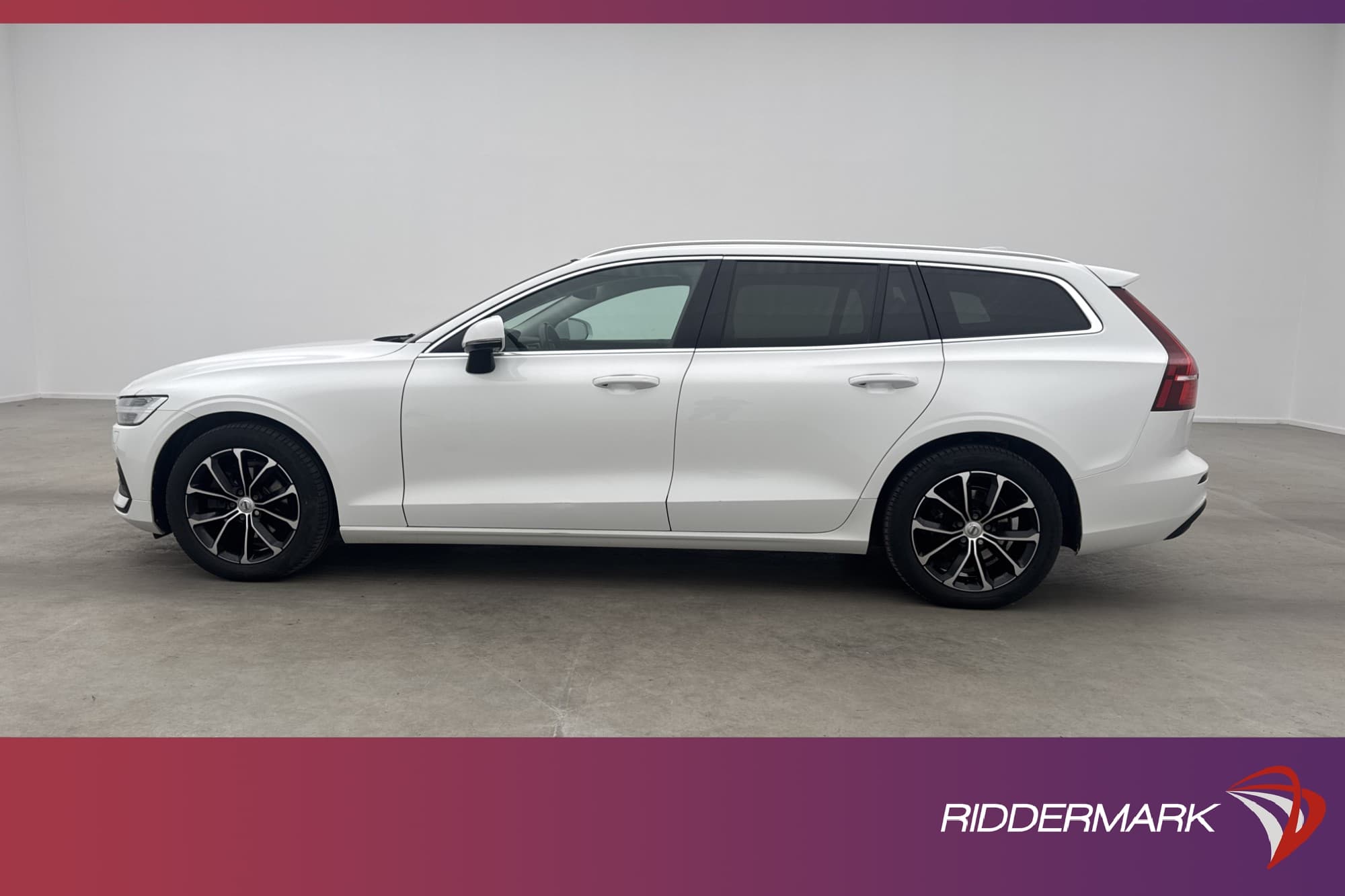 Volvo V60 D3 Momentum Advanced D-Värmare VOC Kamera Drag GPS
