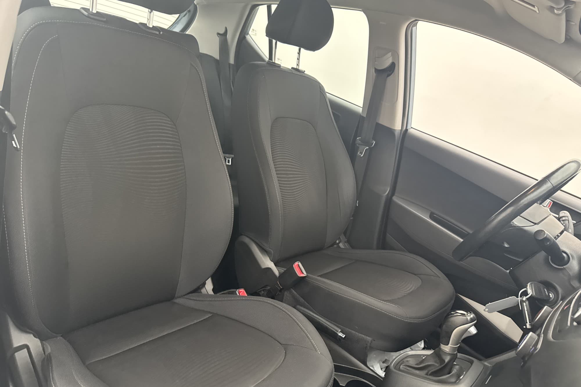 Hyundai i10 1.0 67hk Premium Rattvärme Bluetooth 0.58L/Mil