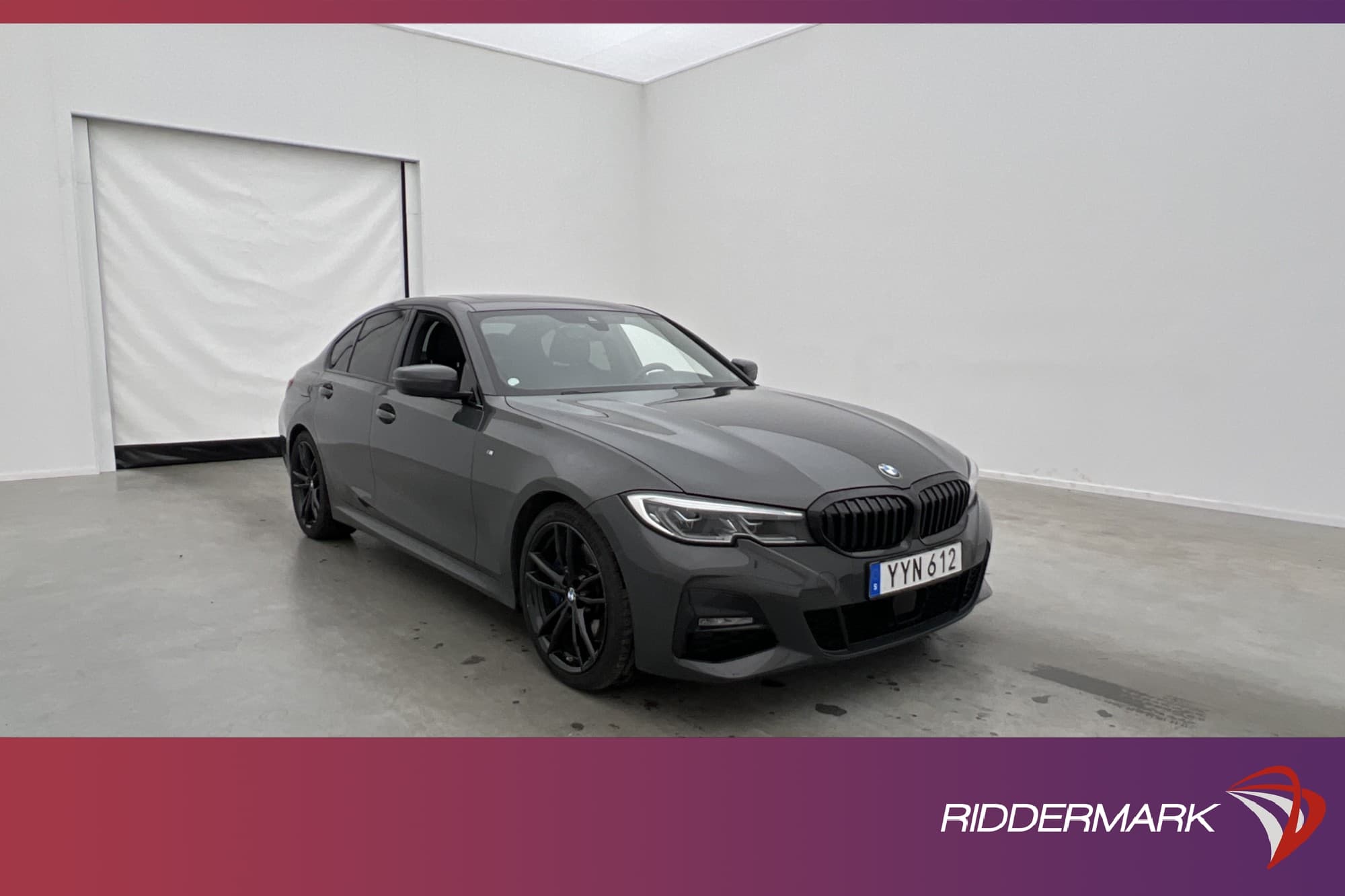 BMW 330 i 258hk