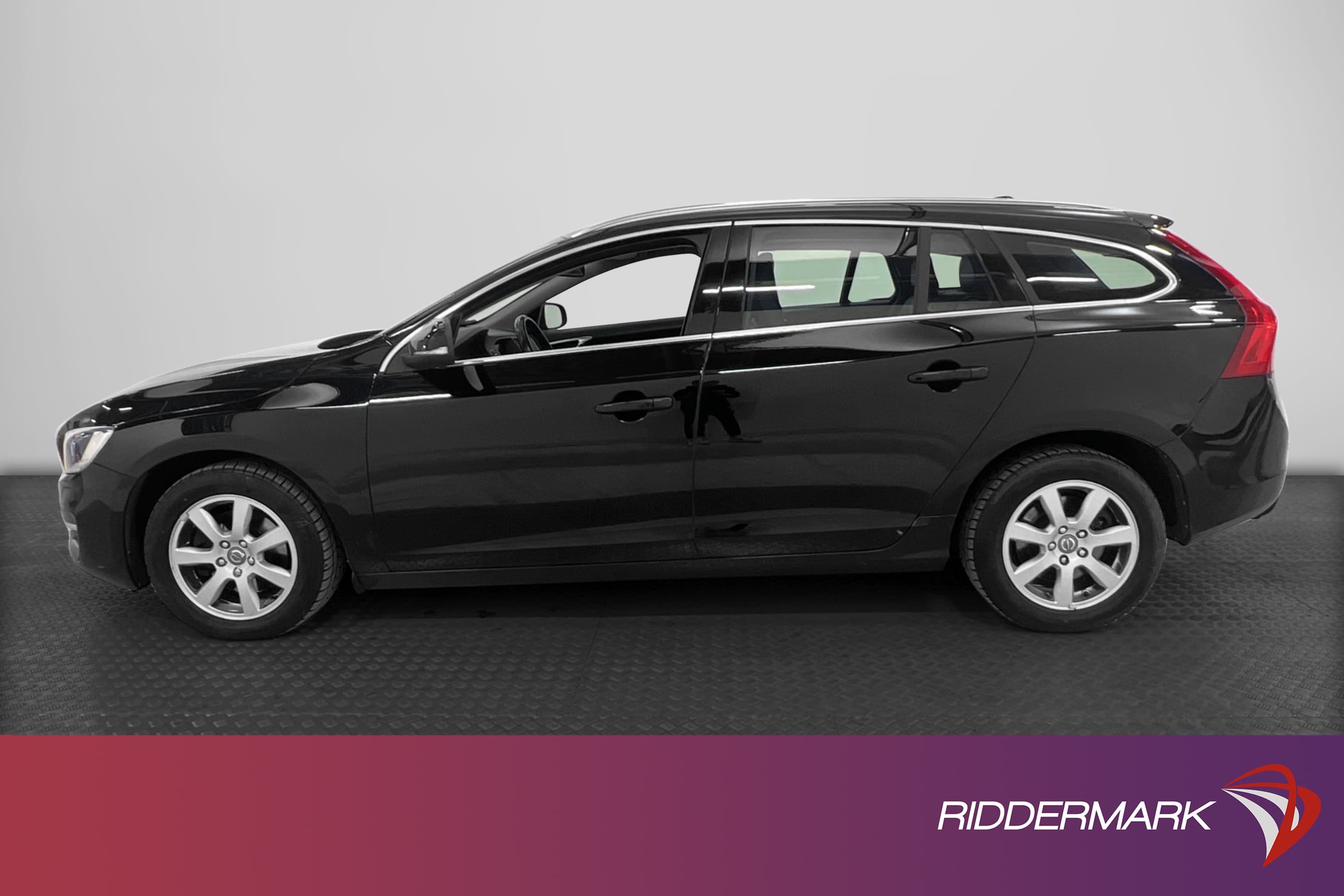 Volvo V60 D4