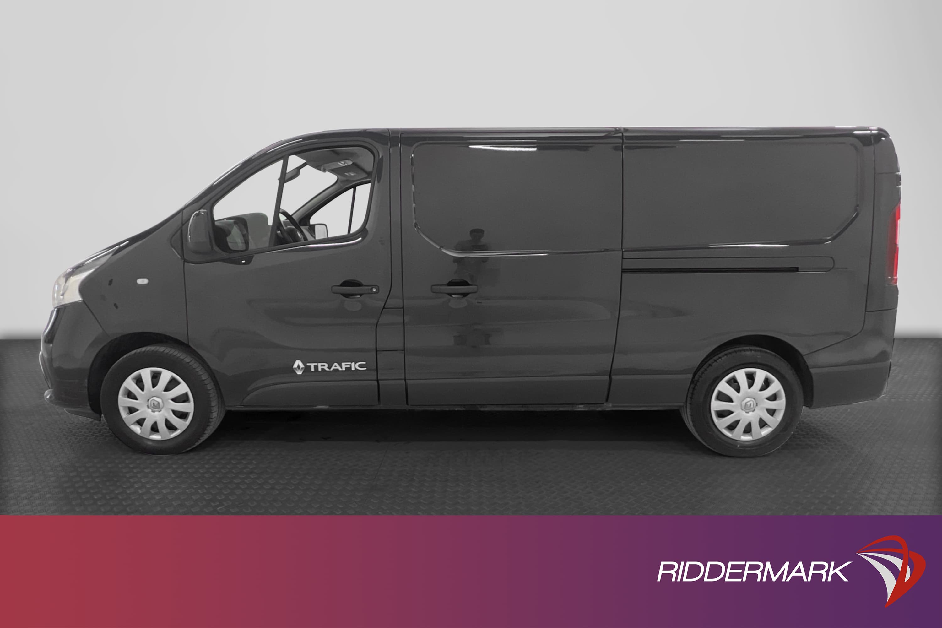 Renault Trafic 1.6dCi 145hk L2 Drag Navi Värmare Moms 